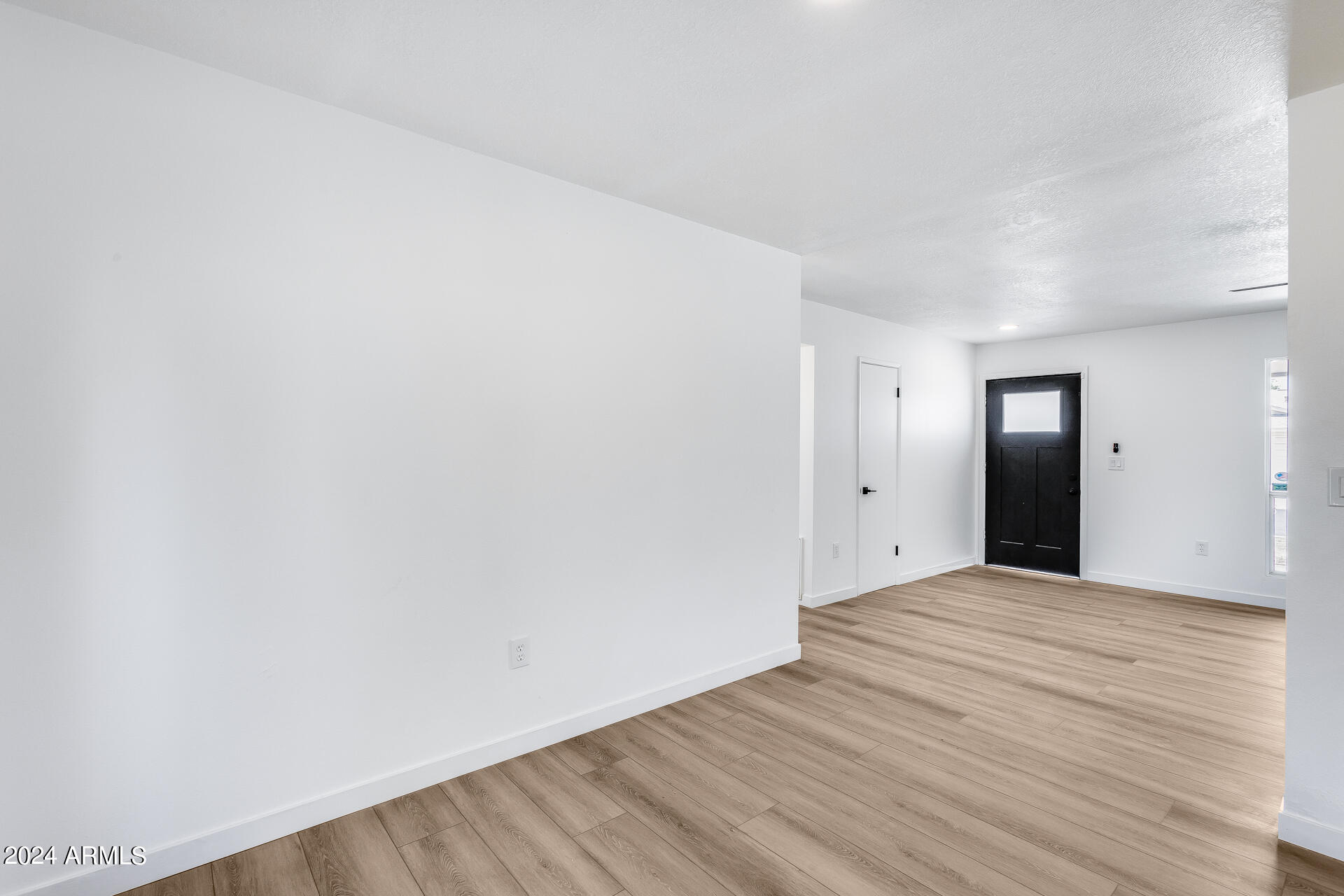 10612 W EL CAPITAN Circle