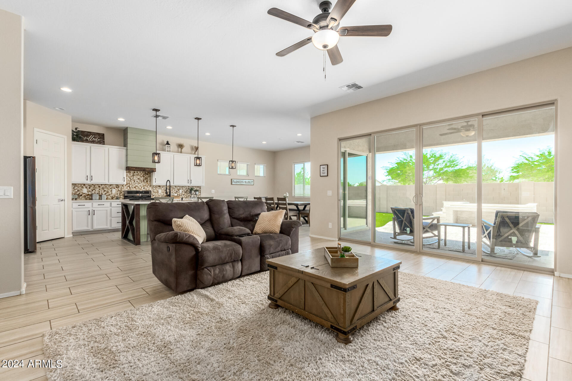 23131 E VIA DEL SOL --