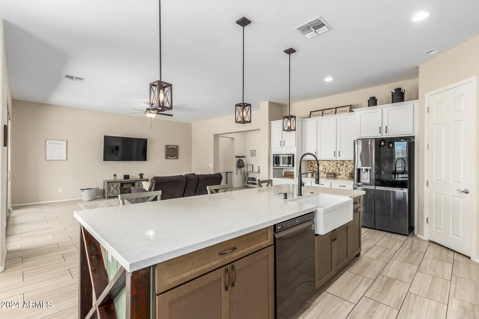 23131 E VIA DEL SOL --