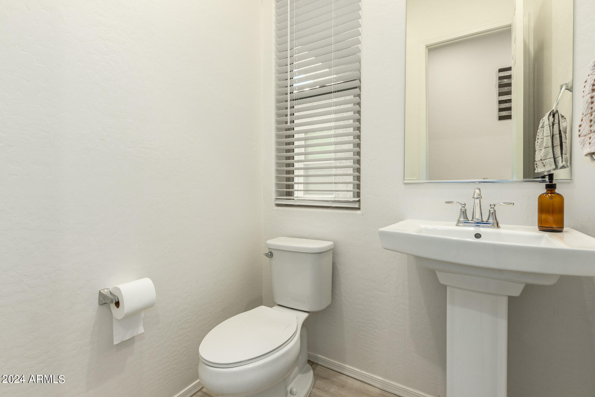 23131 E VIA DEL SOL --