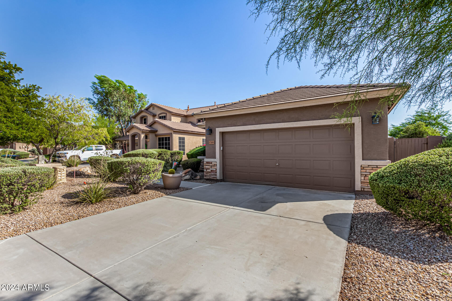 17389 W COYOTE TRAIL Drive