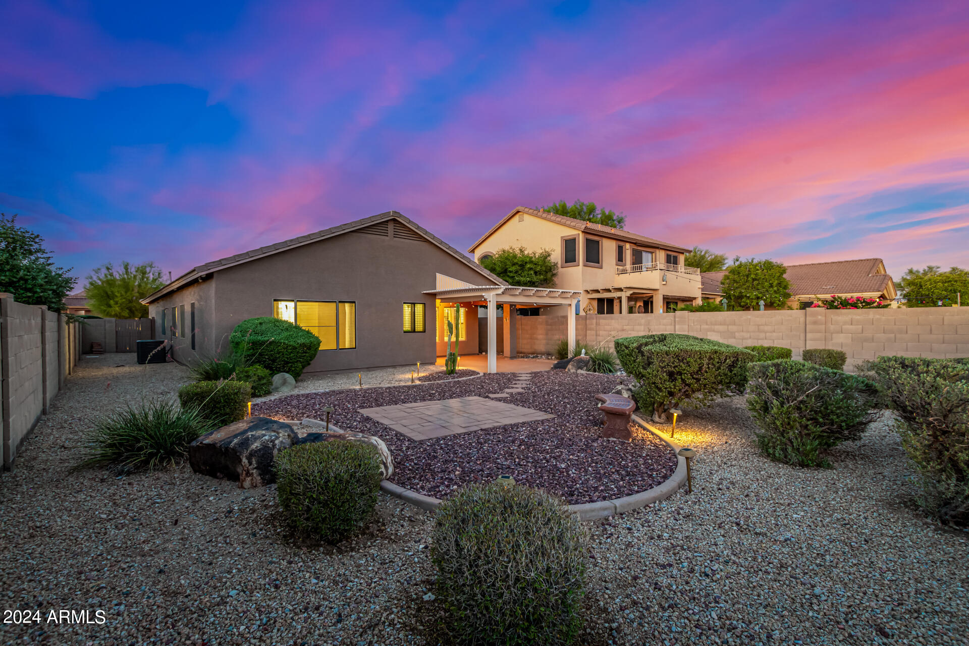 17389 W COYOTE TRAIL Drive