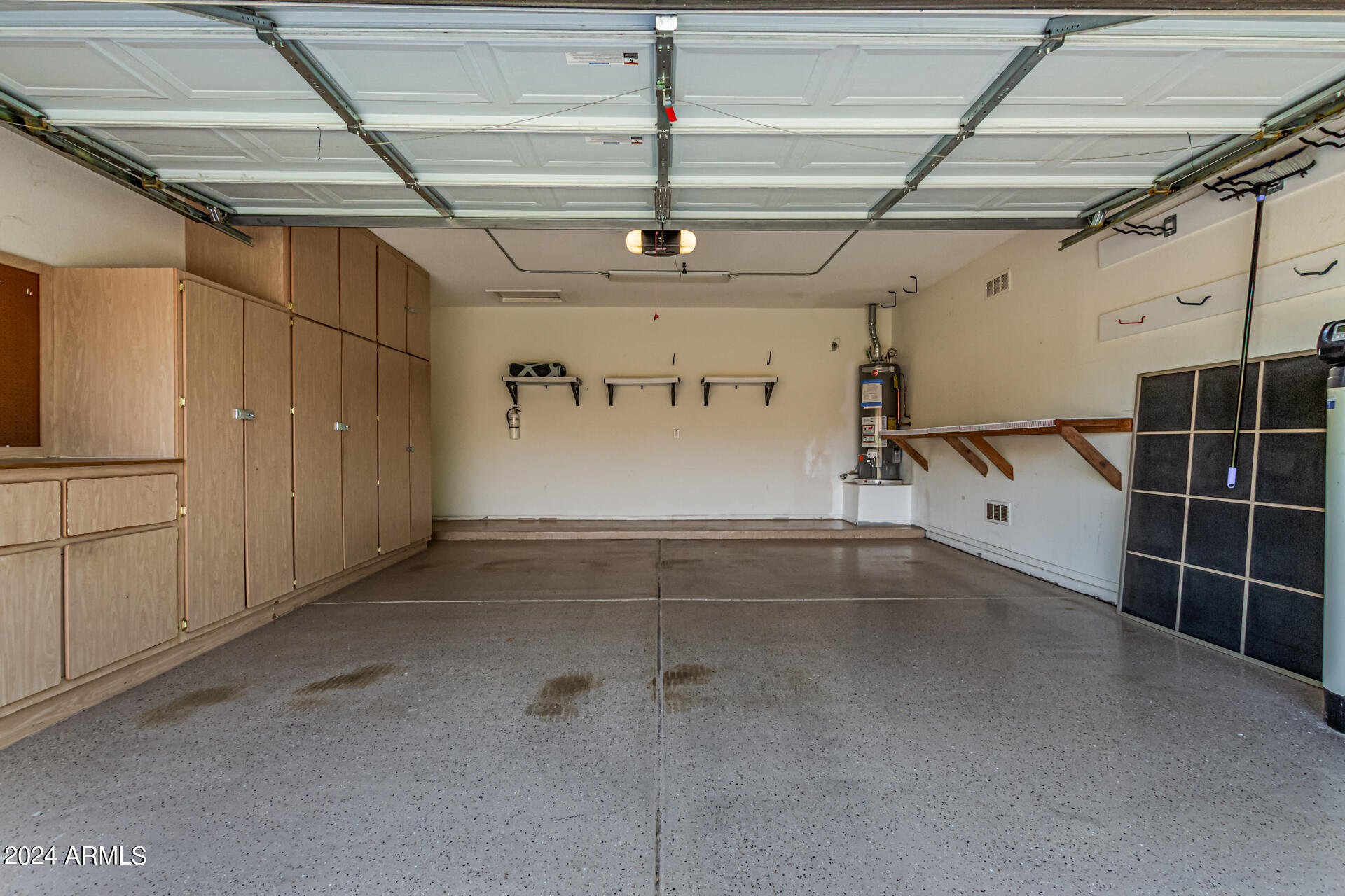 17389 W COYOTE TRAIL Drive