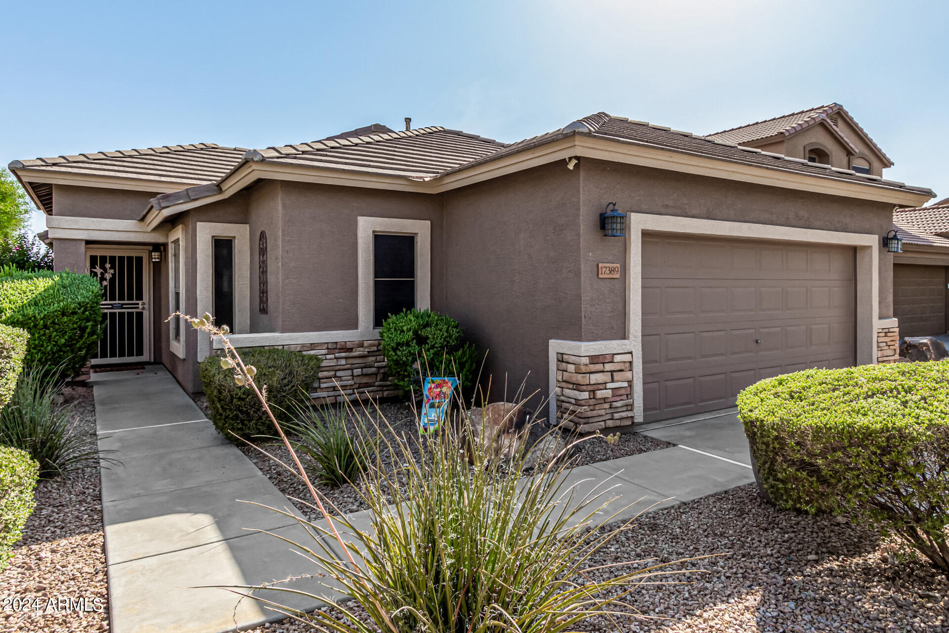 17389 W COYOTE TRAIL Drive
