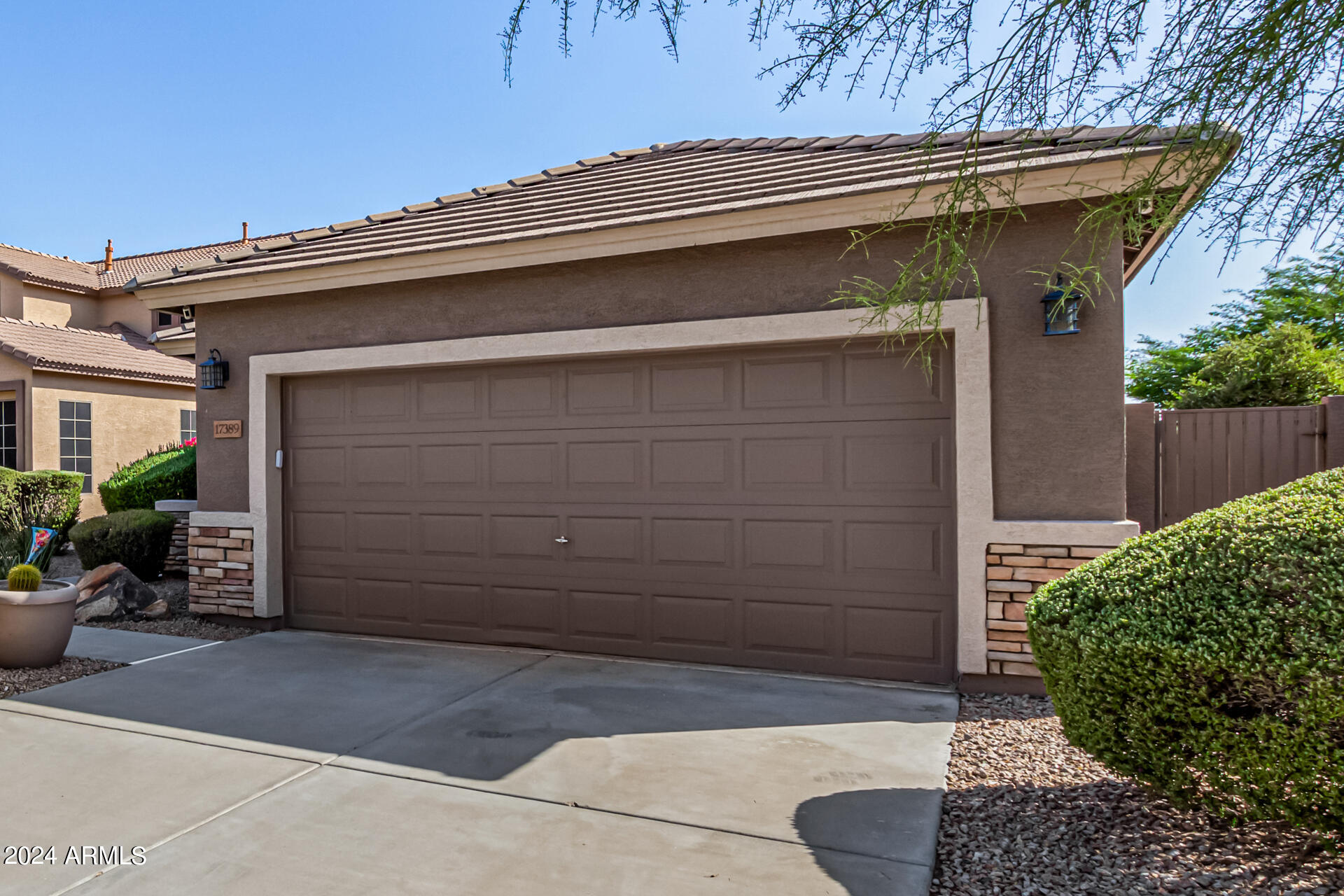 17389 W COYOTE TRAIL Drive