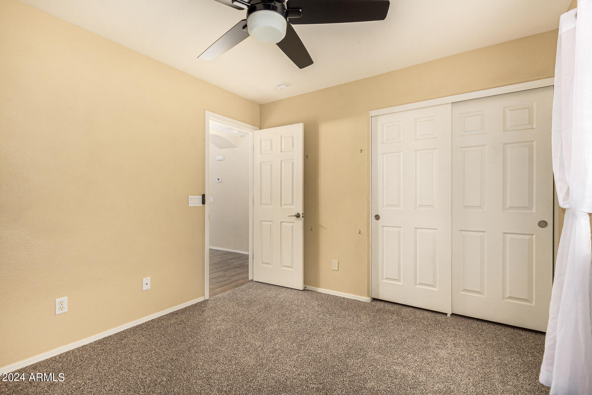 17389 W COYOTE TRAIL Drive