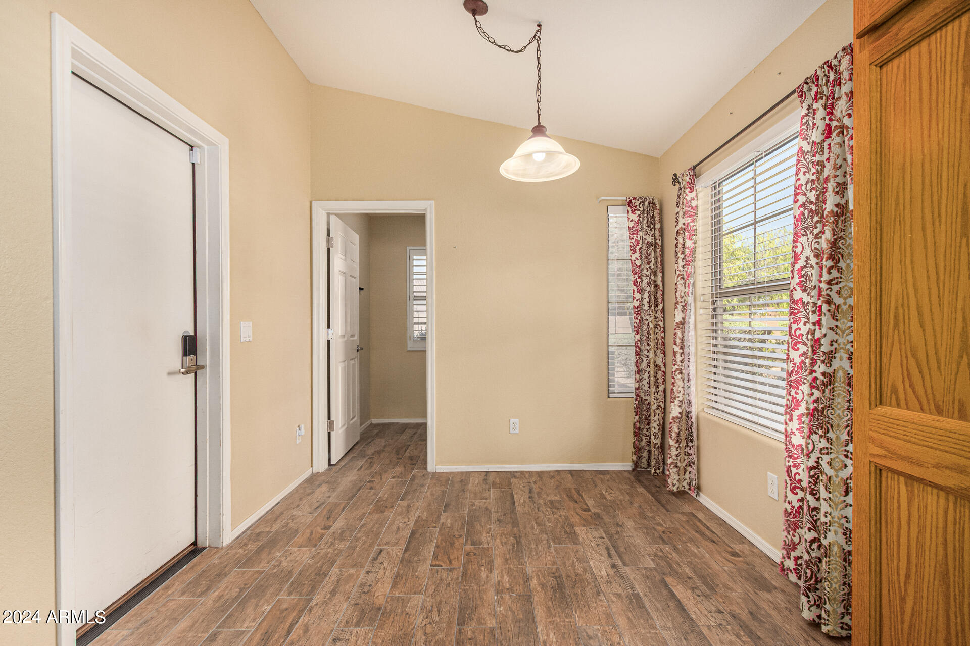 17389 W COYOTE TRAIL Drive