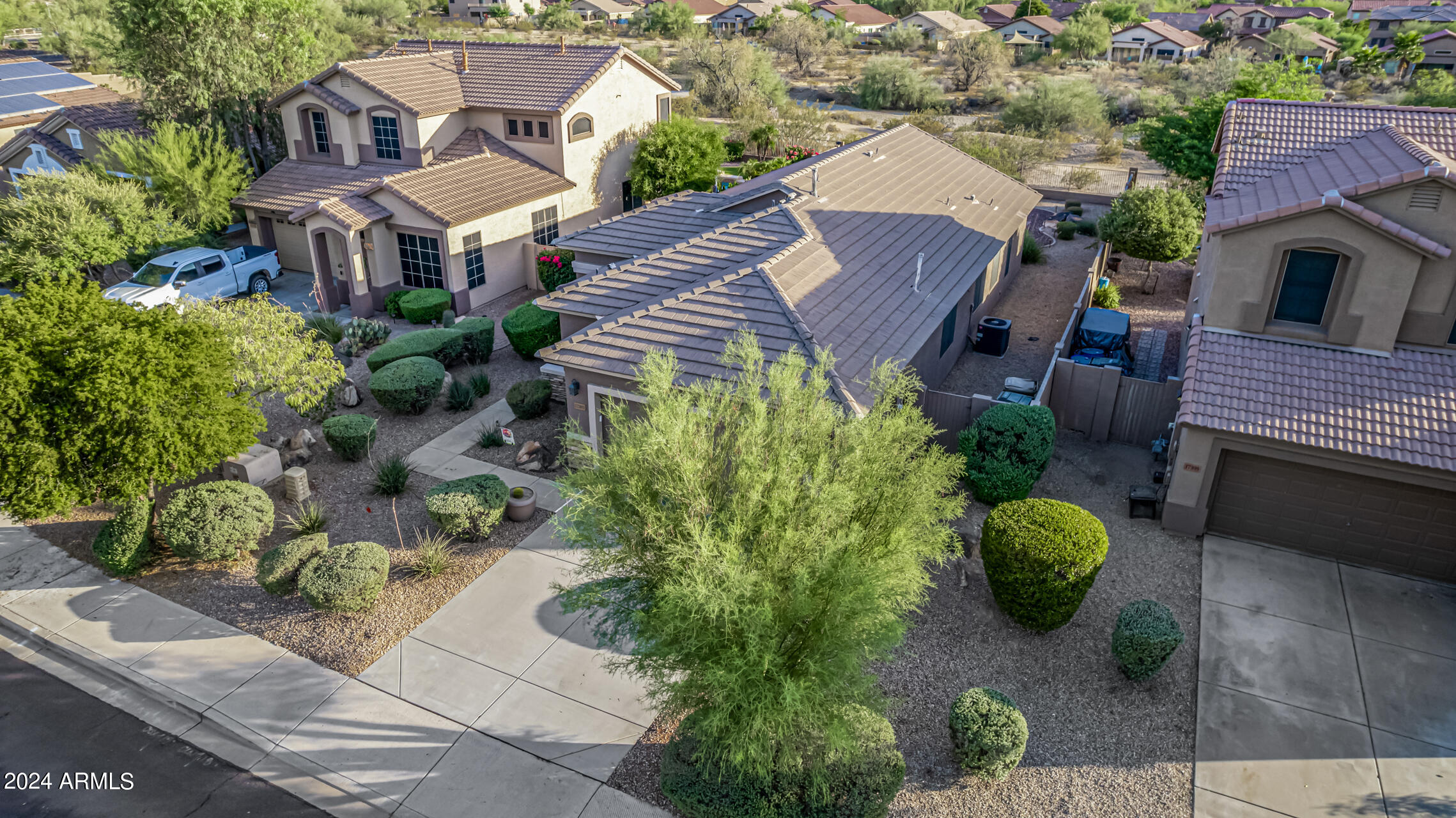 17389 W COYOTE TRAIL Drive