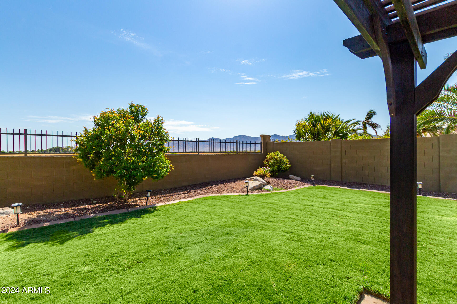 18157 W LAS PALMARITAS Drive