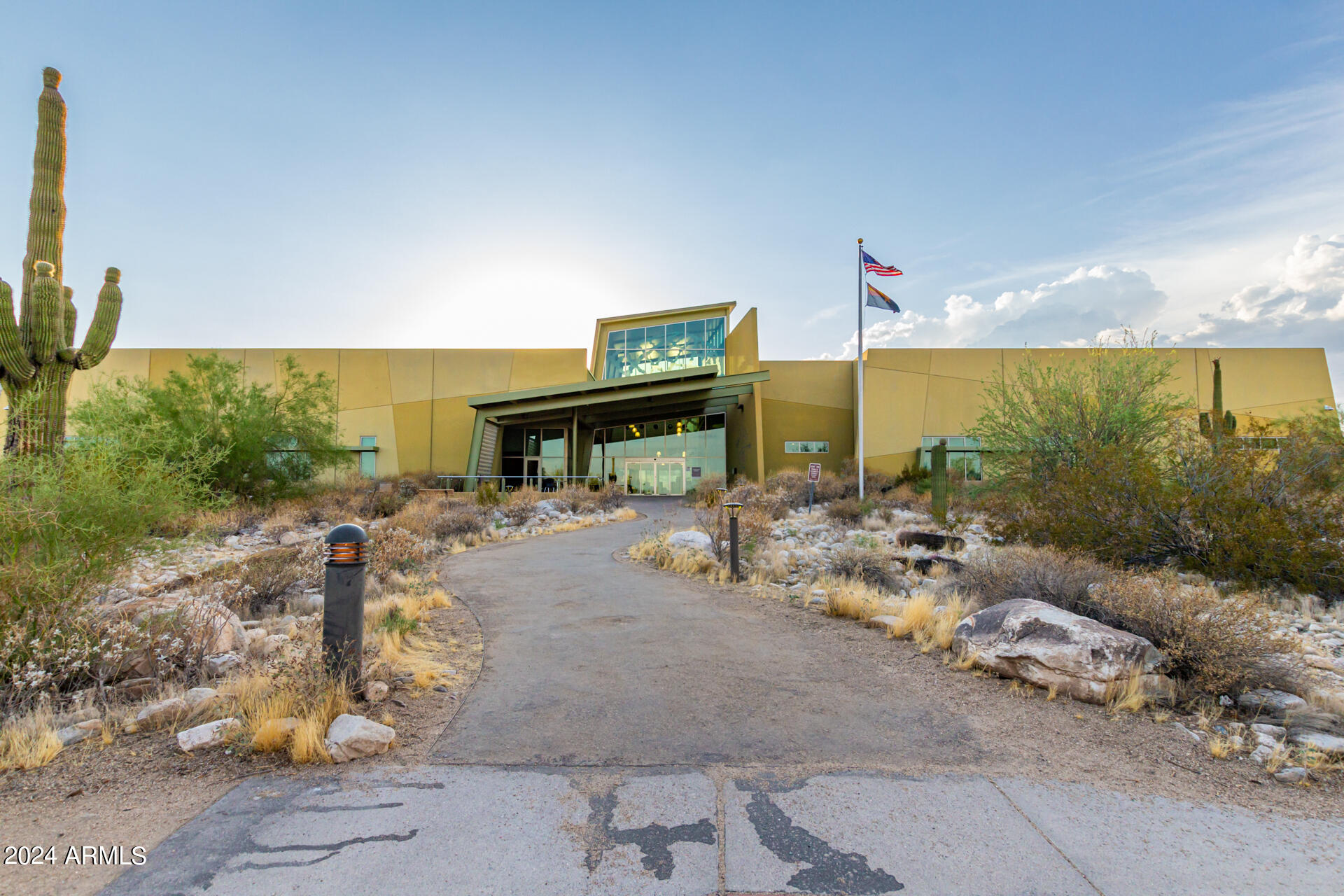 18157 W LAS PALMARITAS Drive