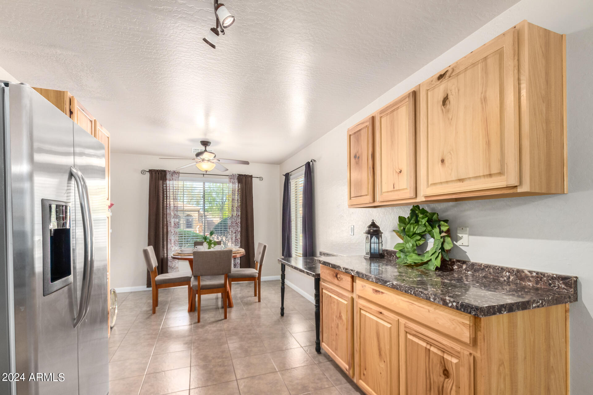 16103 W REDFIELD Road