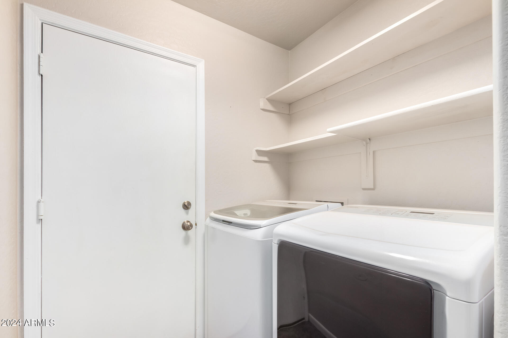 16103 W REDFIELD Road