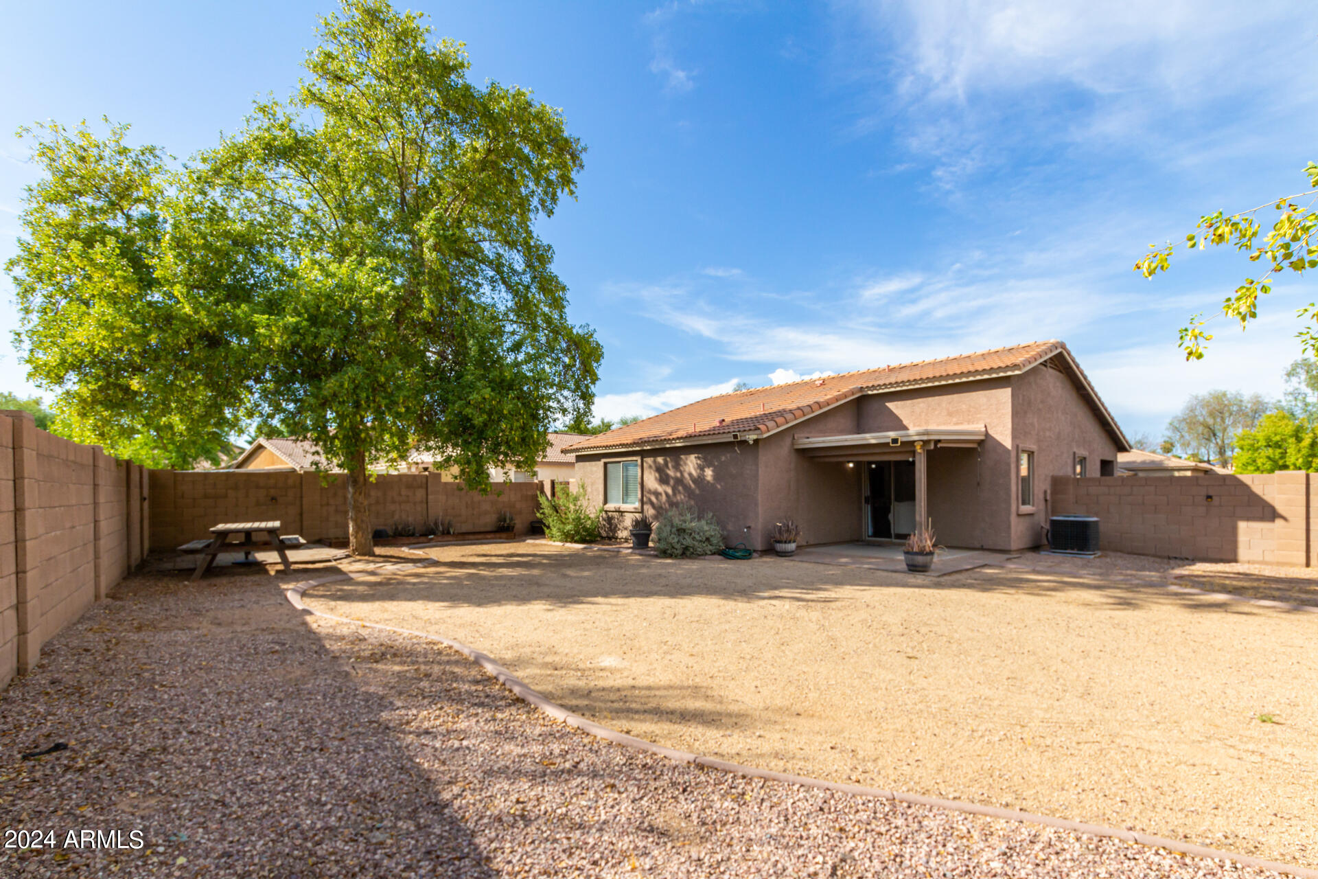 16103 W REDFIELD Road