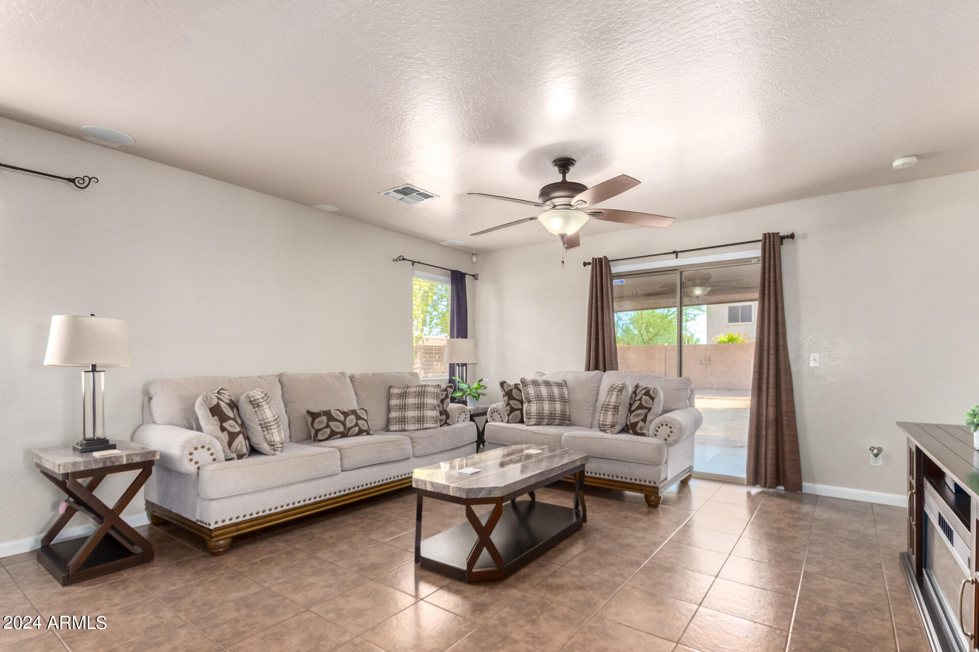 16103 W REDFIELD Road