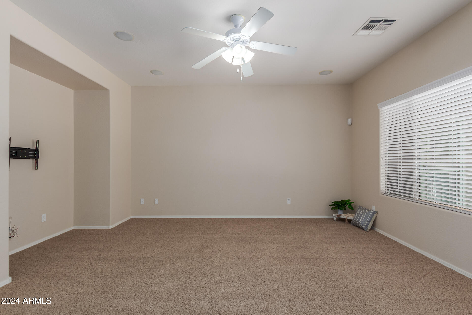 16212 W DESERT MIRAGE Drive