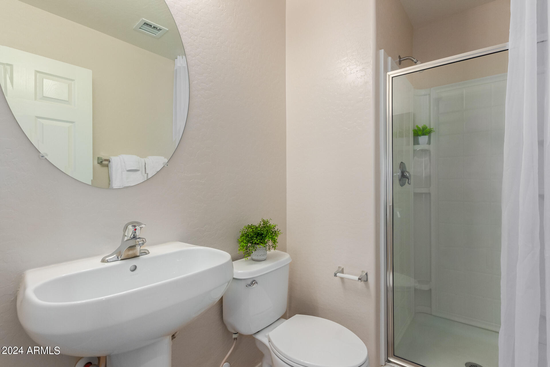 16212 W DESERT MIRAGE Drive