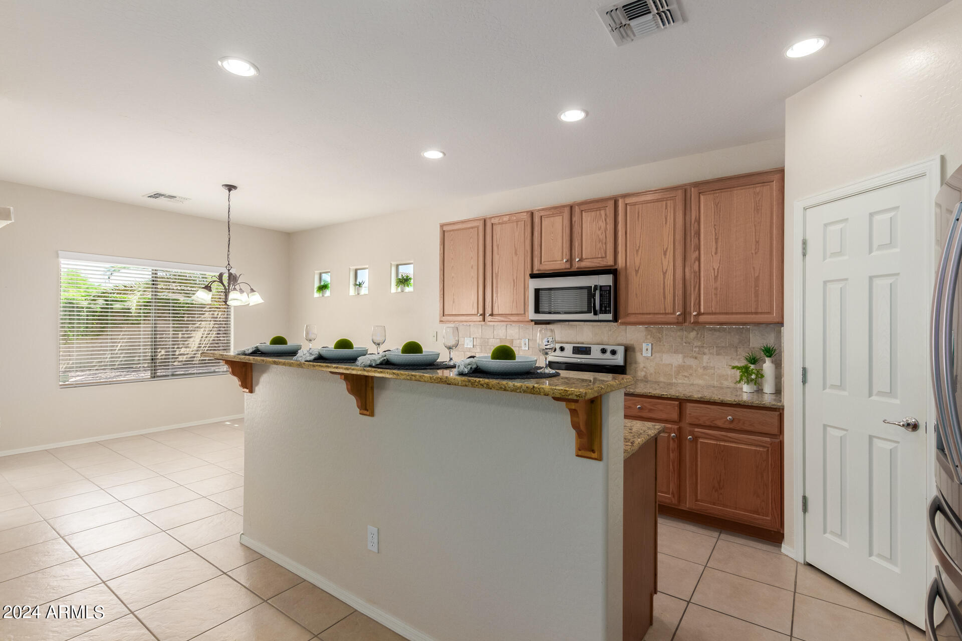 16212 W DESERT MIRAGE Drive