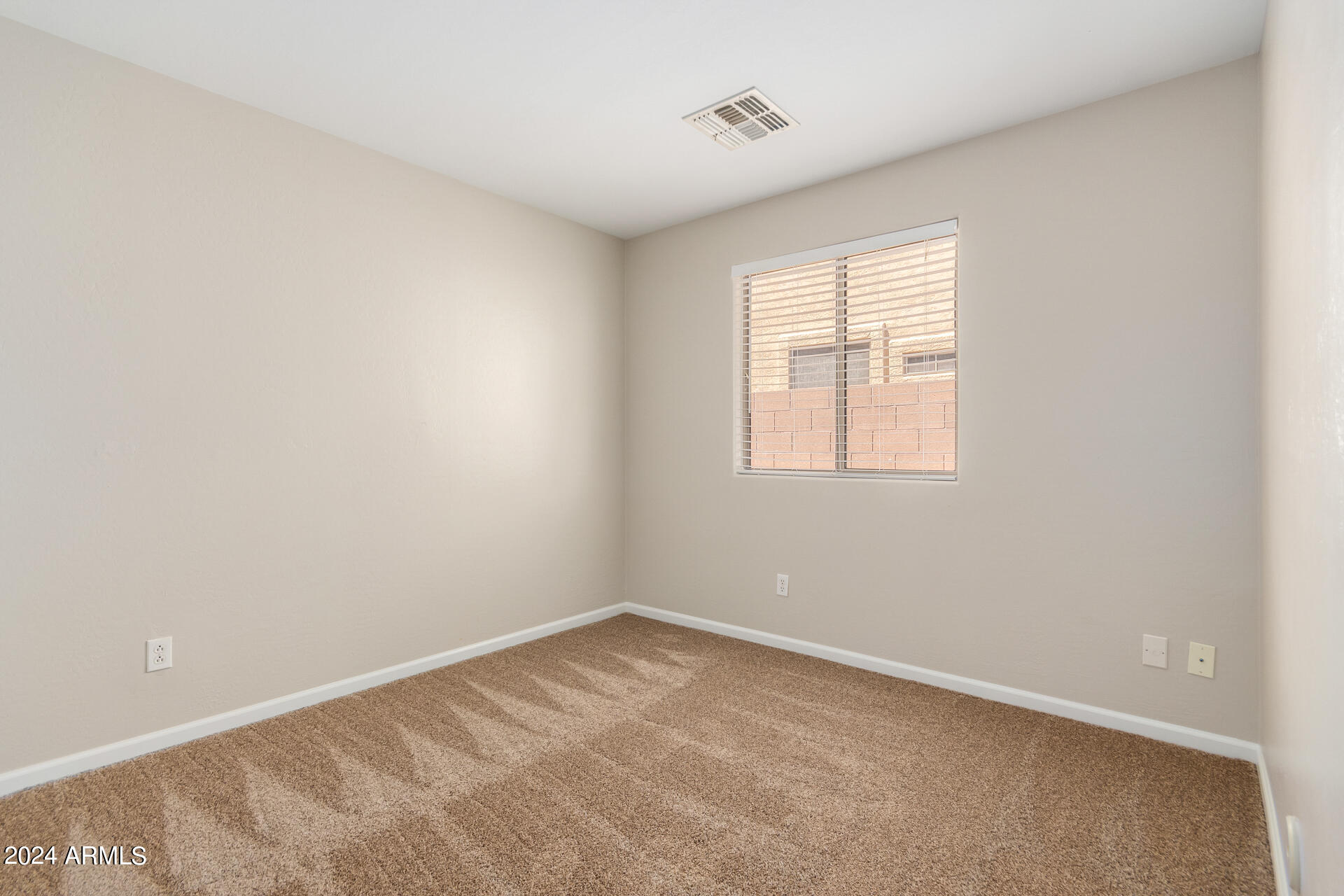 15443 W MESCAL Street