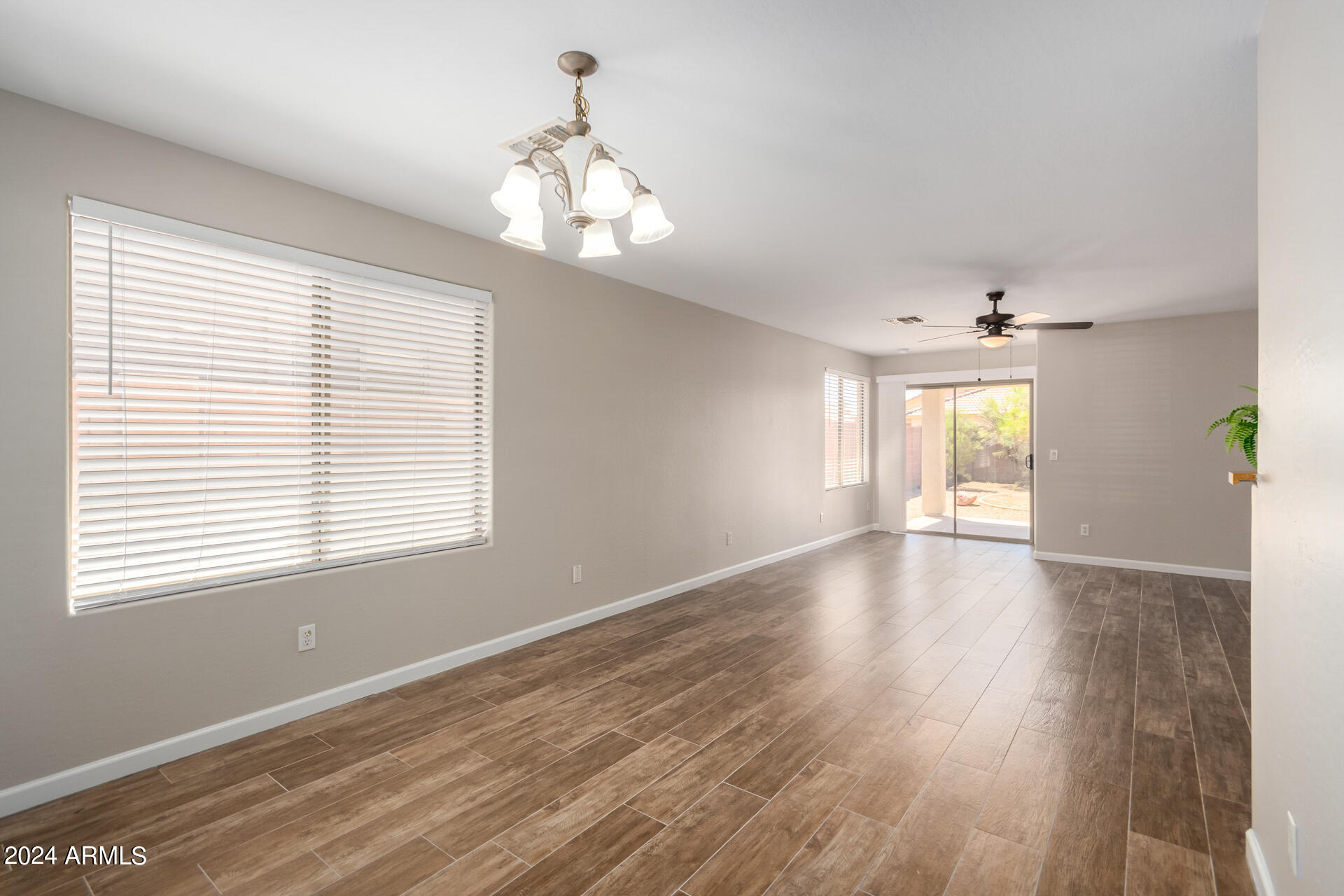 15443 W MESCAL Street