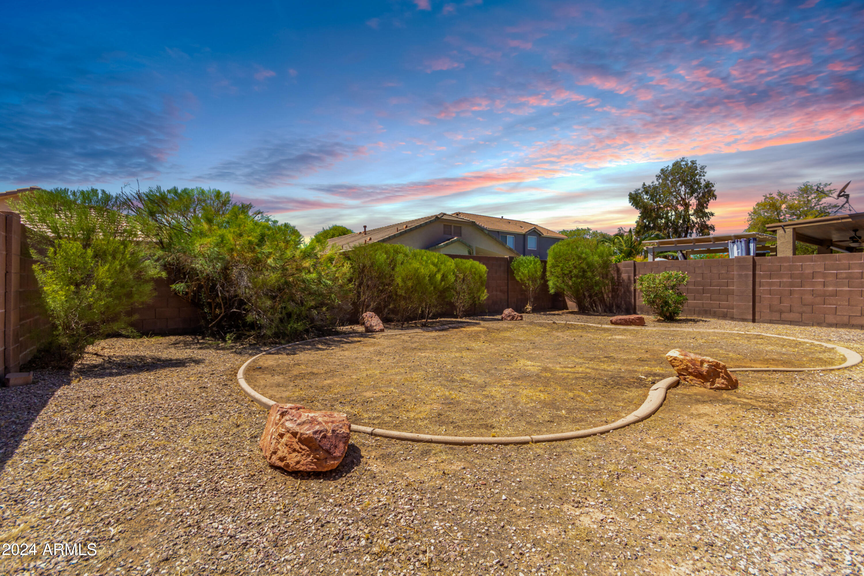 15443 W MESCAL Street