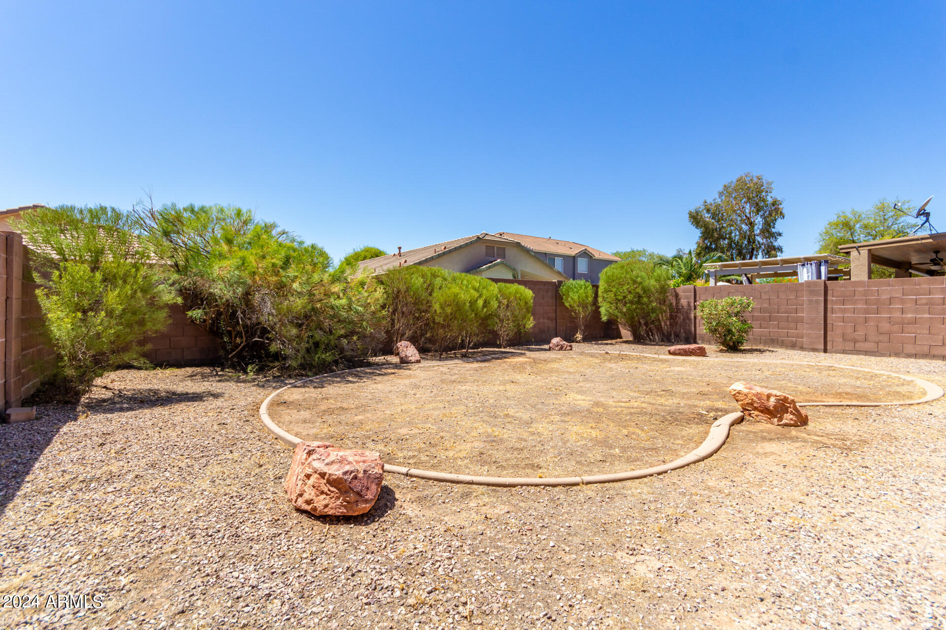 15443 W MESCAL Street