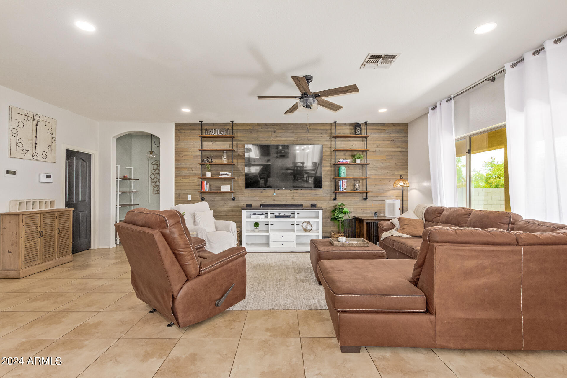 11691 N 165TH Avenue