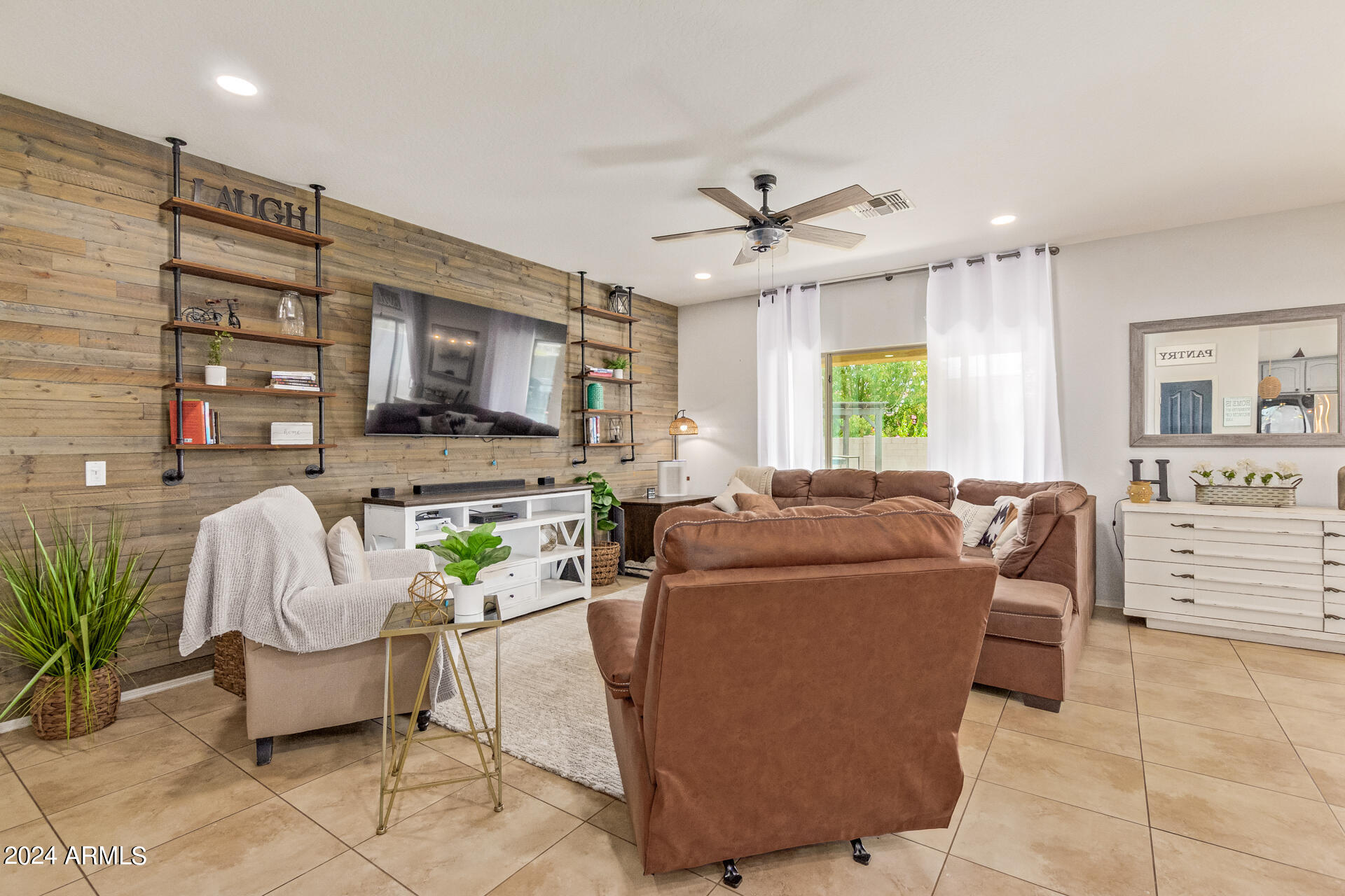 11691 N 165TH Avenue