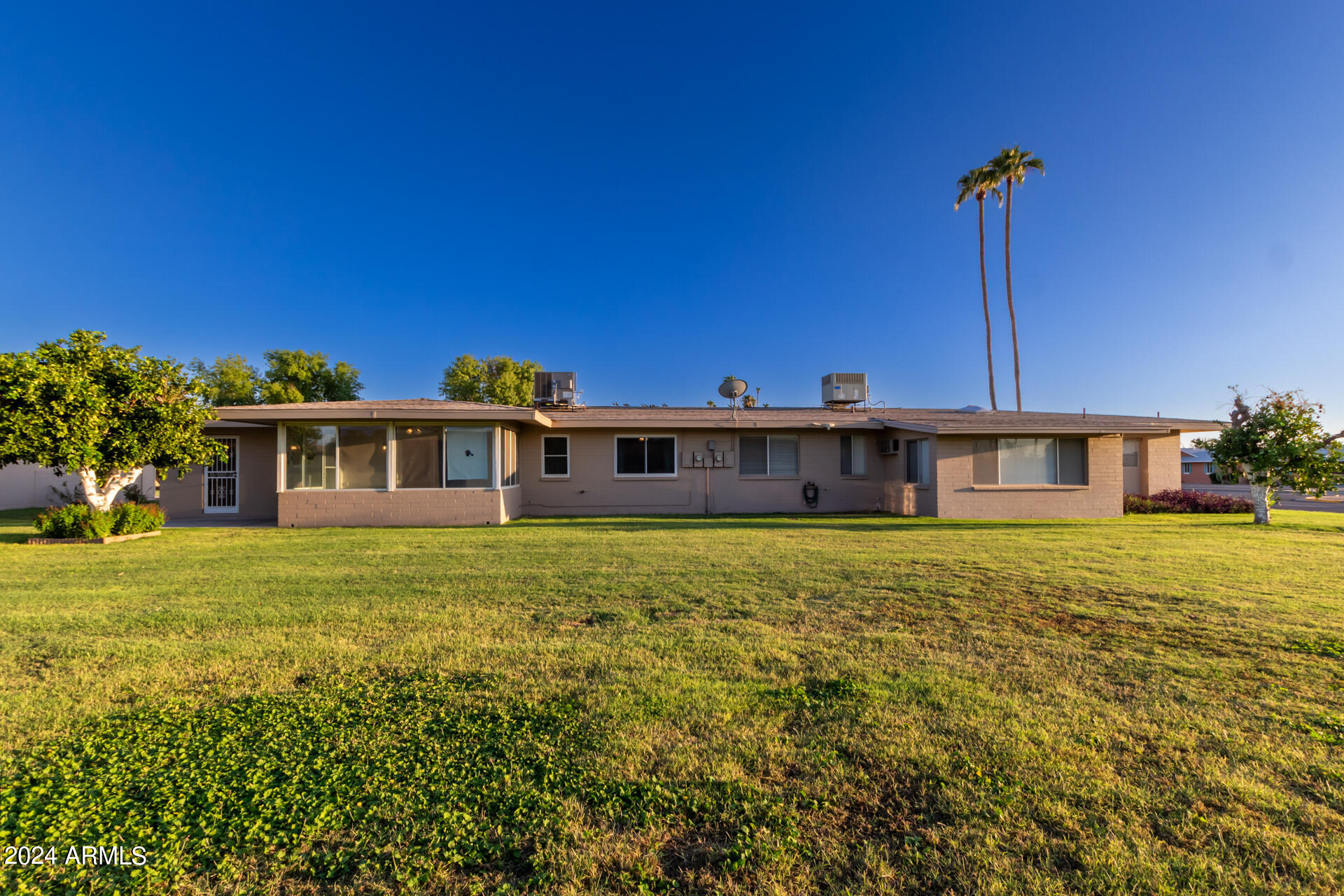 10403 W ROUNDELAY Circle