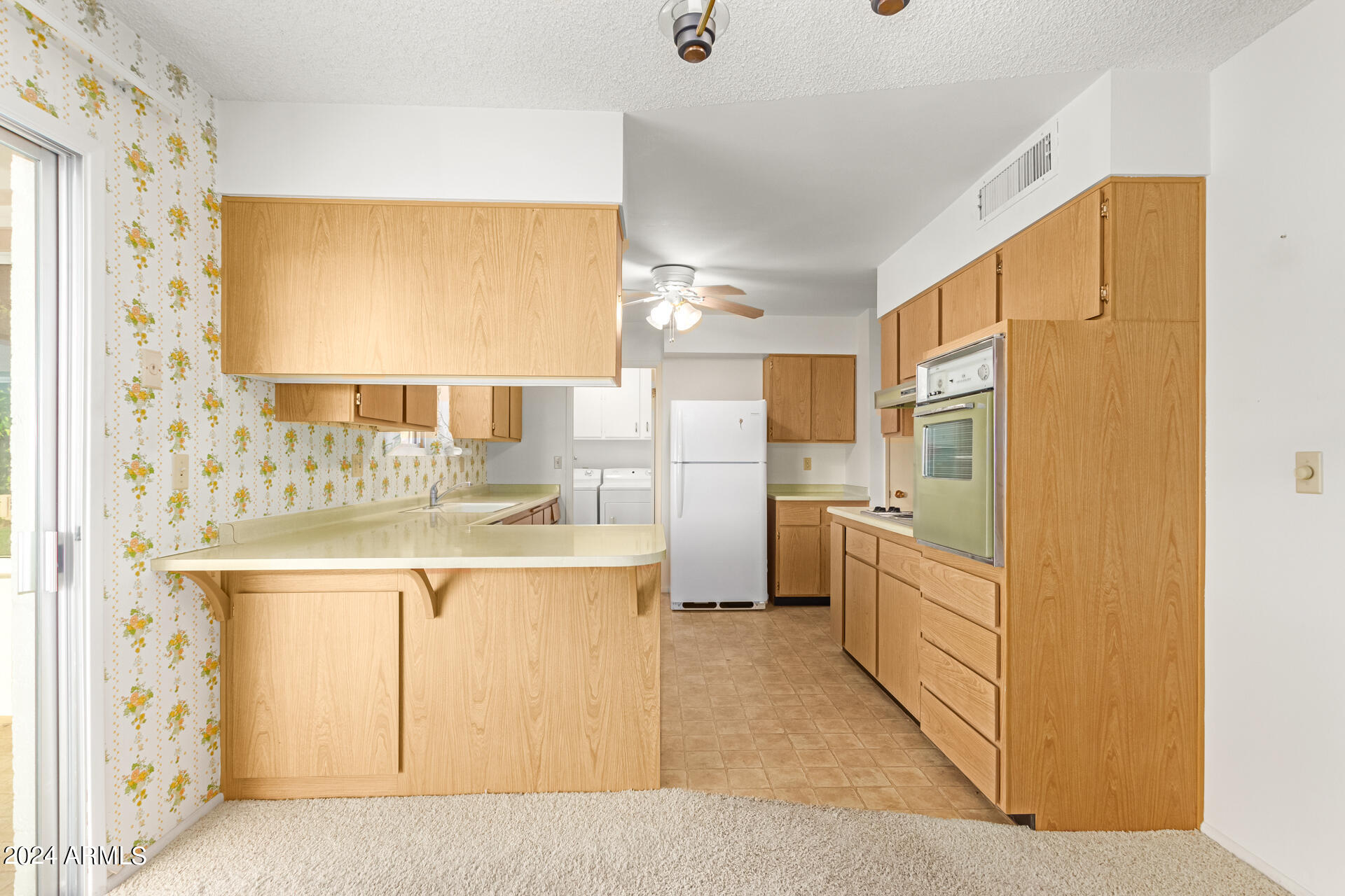 10403 W ROUNDELAY Circle