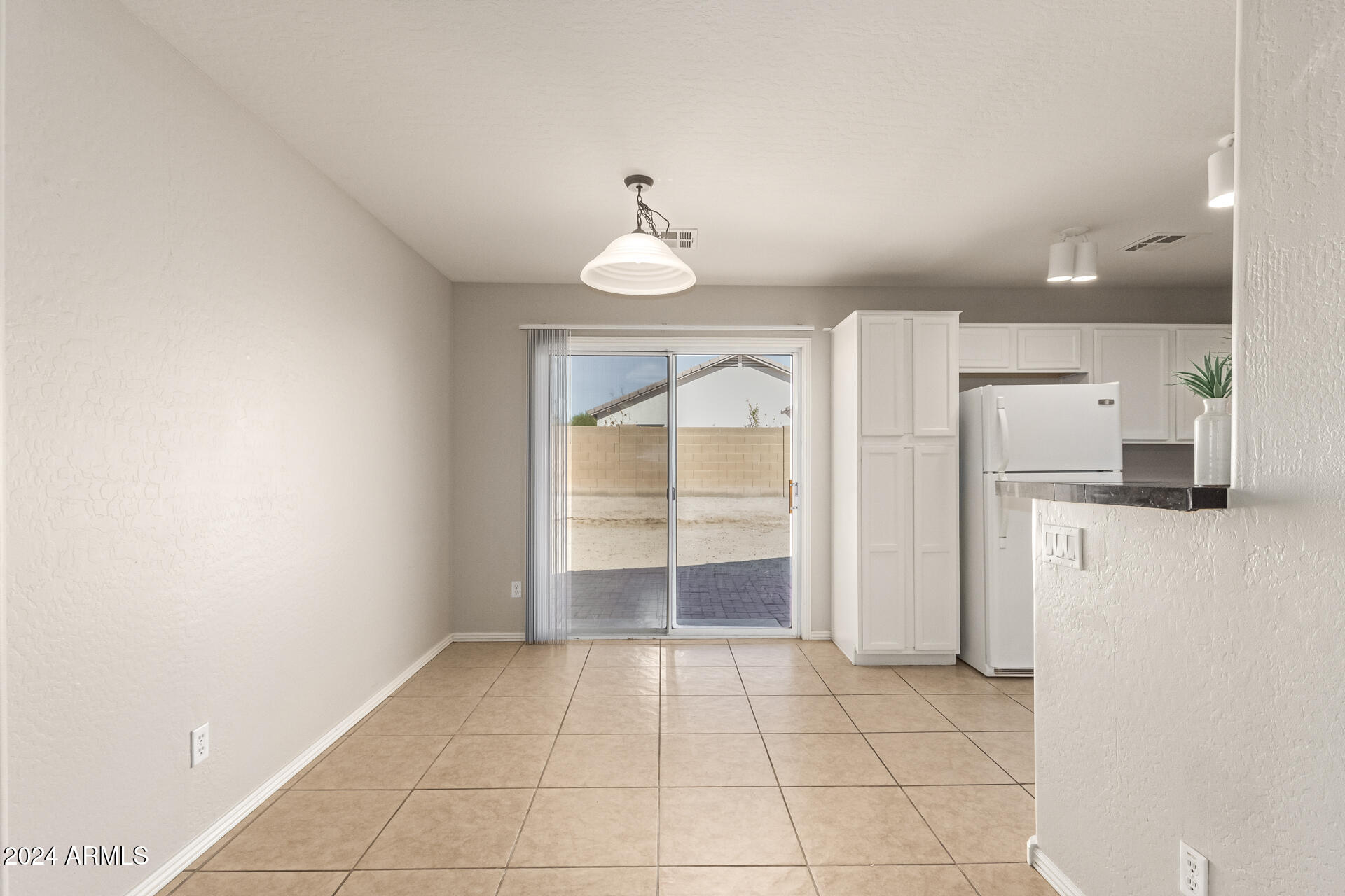 22762 W PAPAGO Street