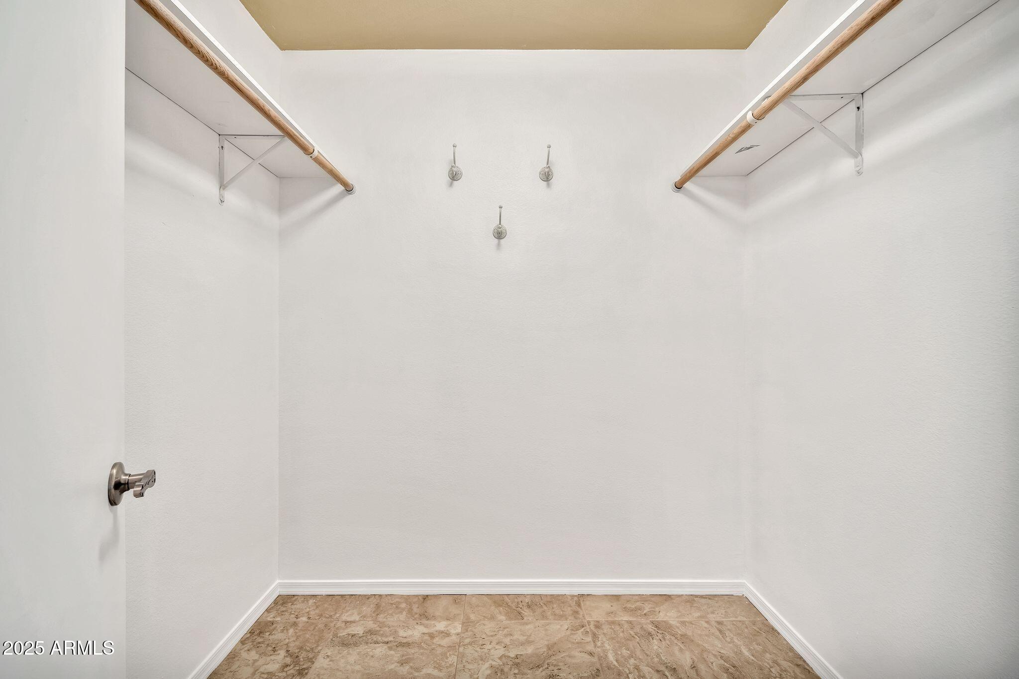 18022 N HYACINTH Drive