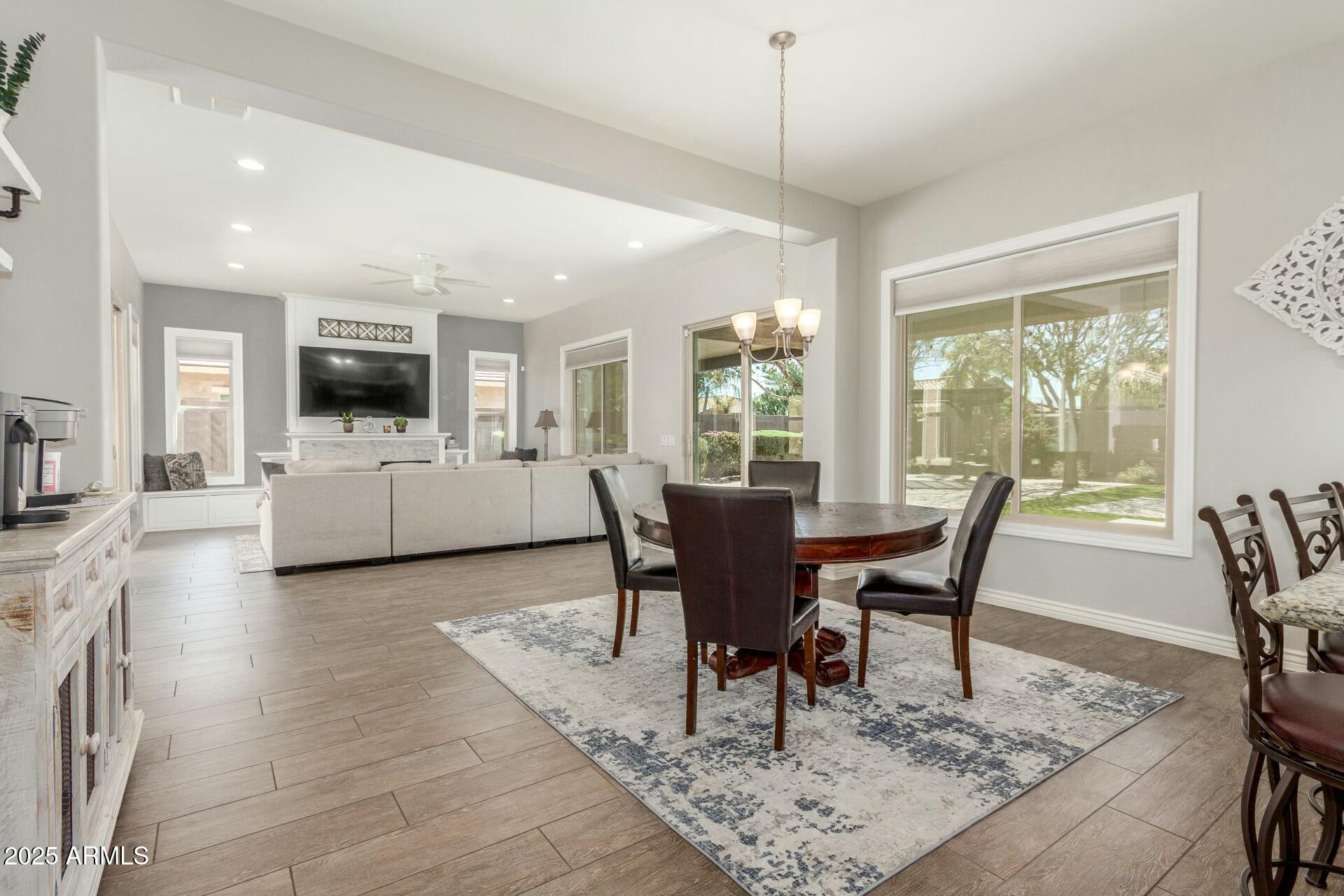 18483 W PARADISE Lane