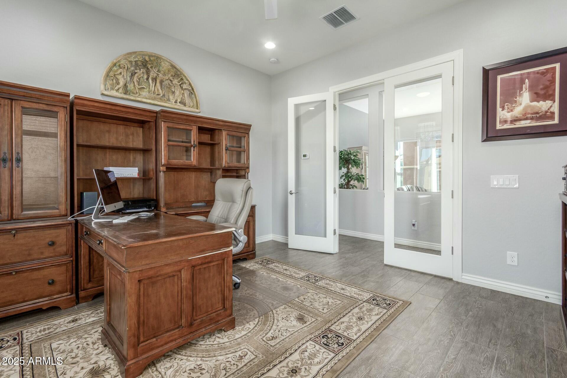 18483 W PARADISE Lane