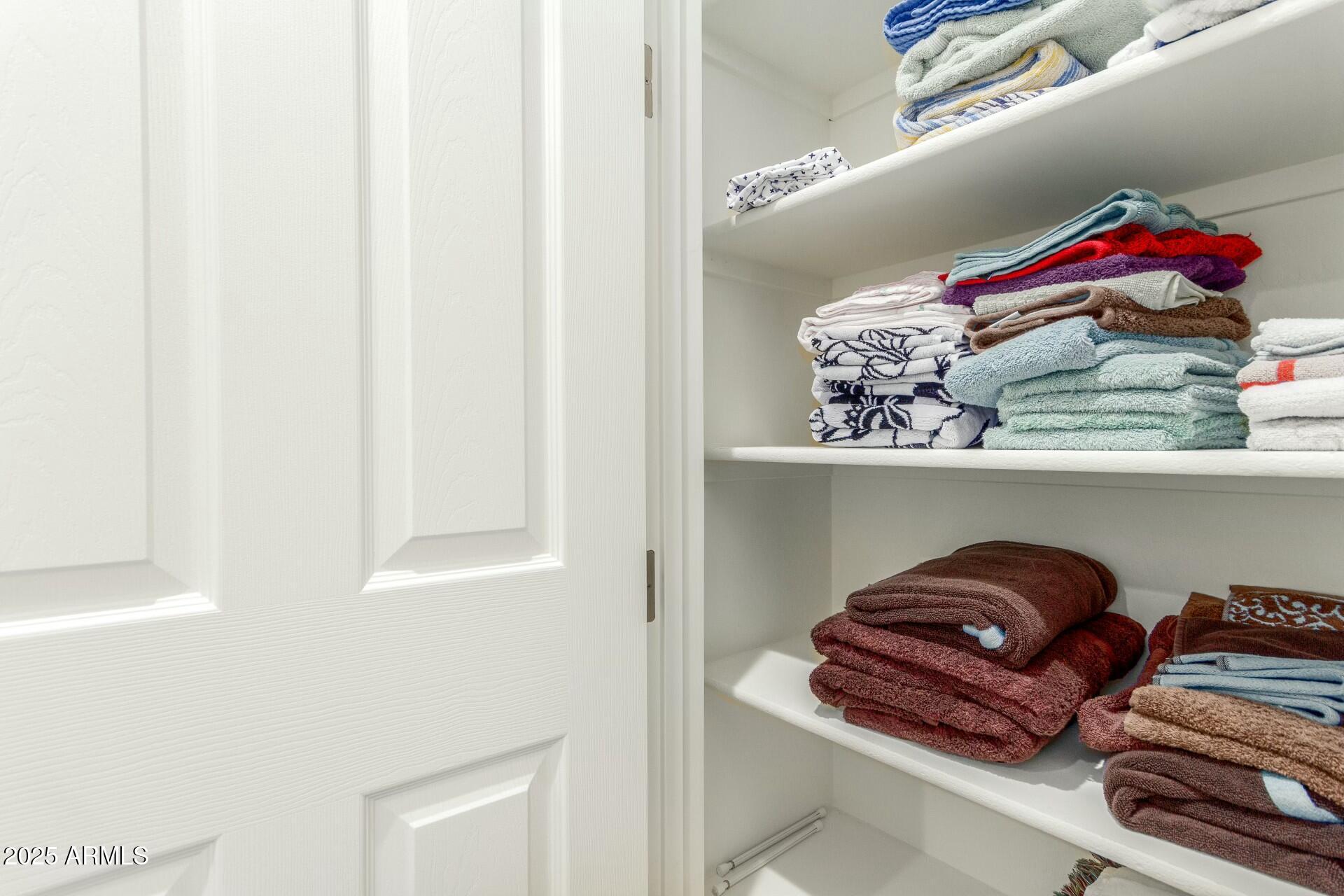 18483 W PARADISE Lane