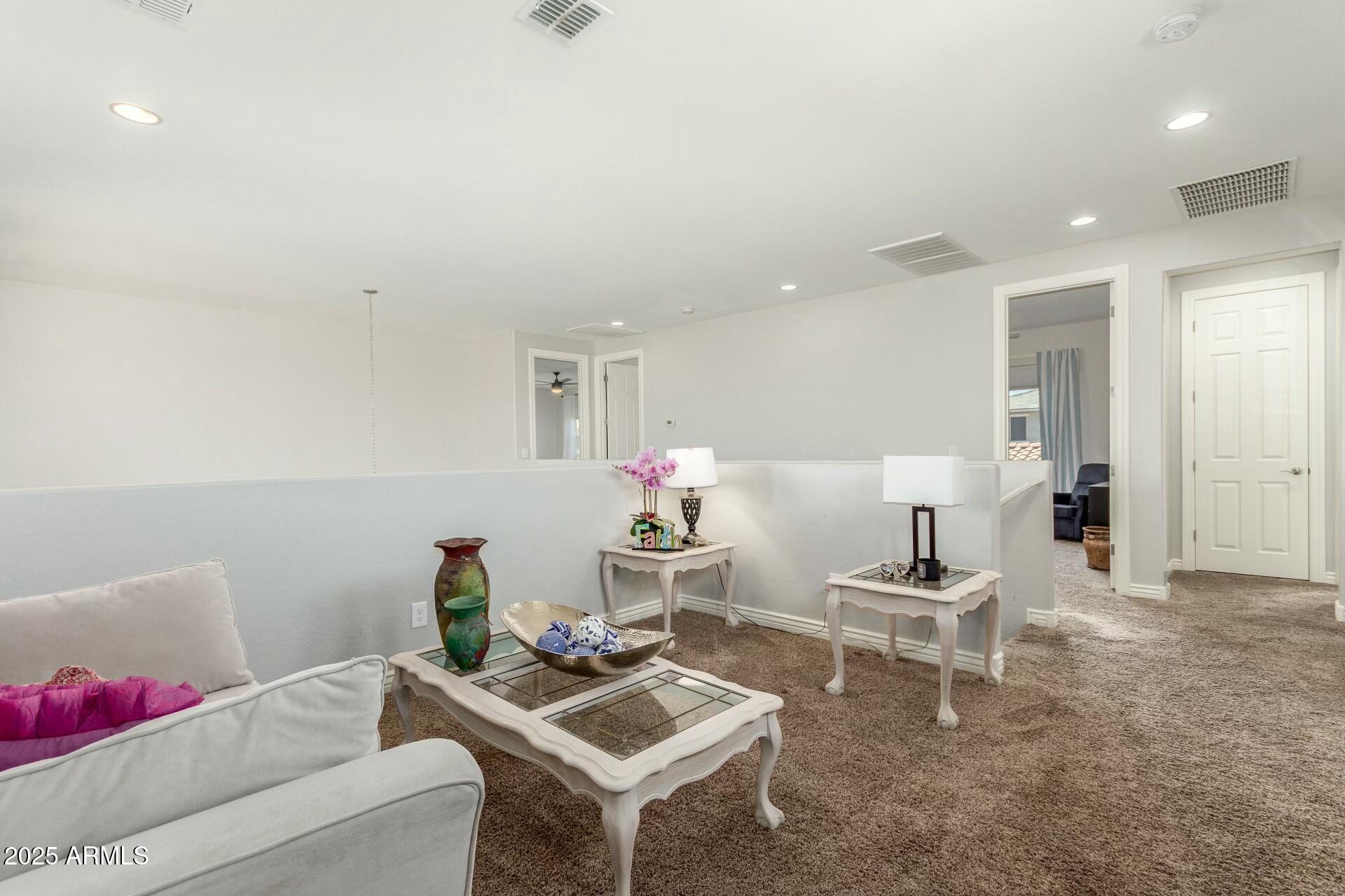 18483 W PARADISE Lane