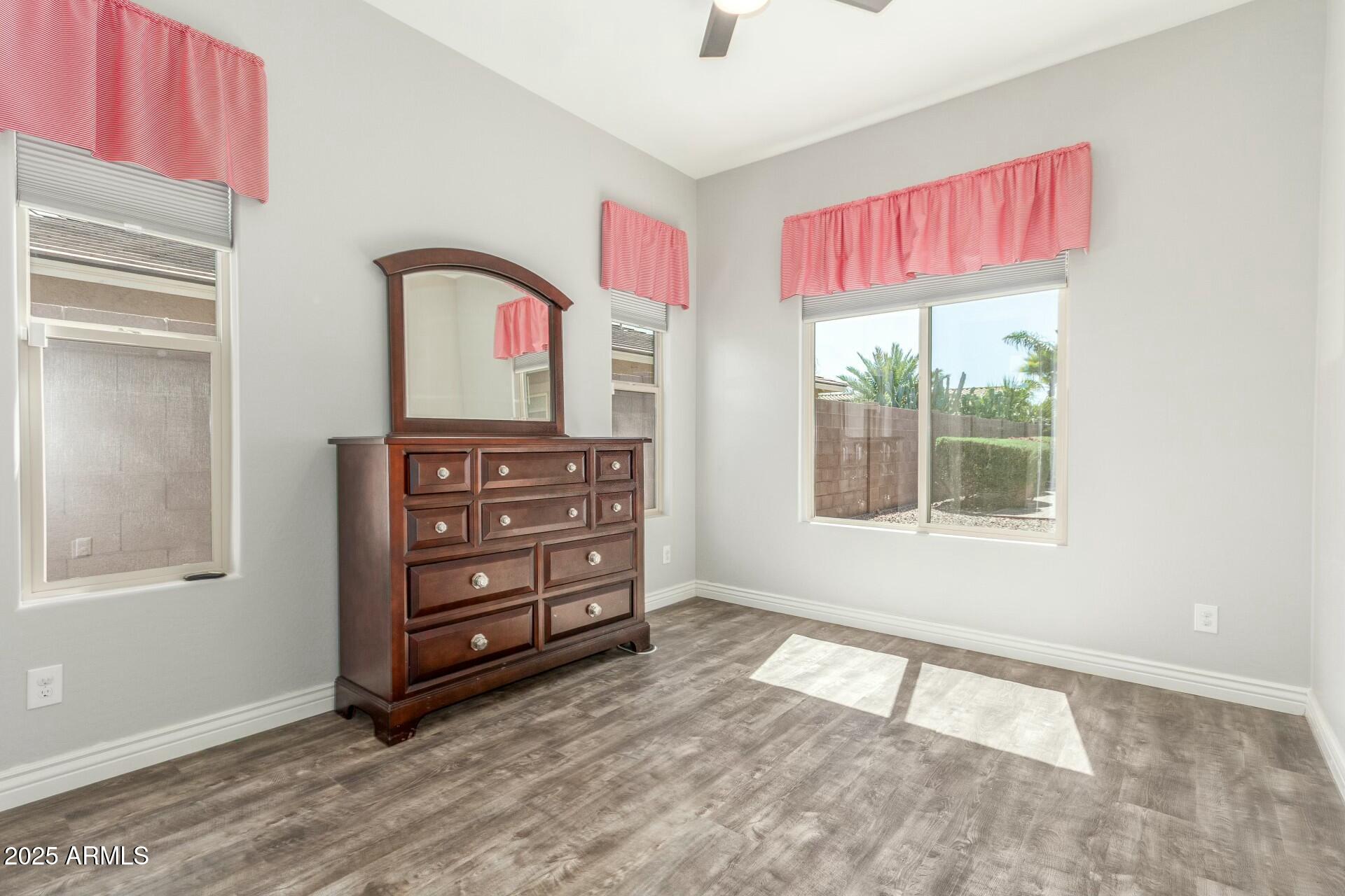 18483 W PARADISE Lane