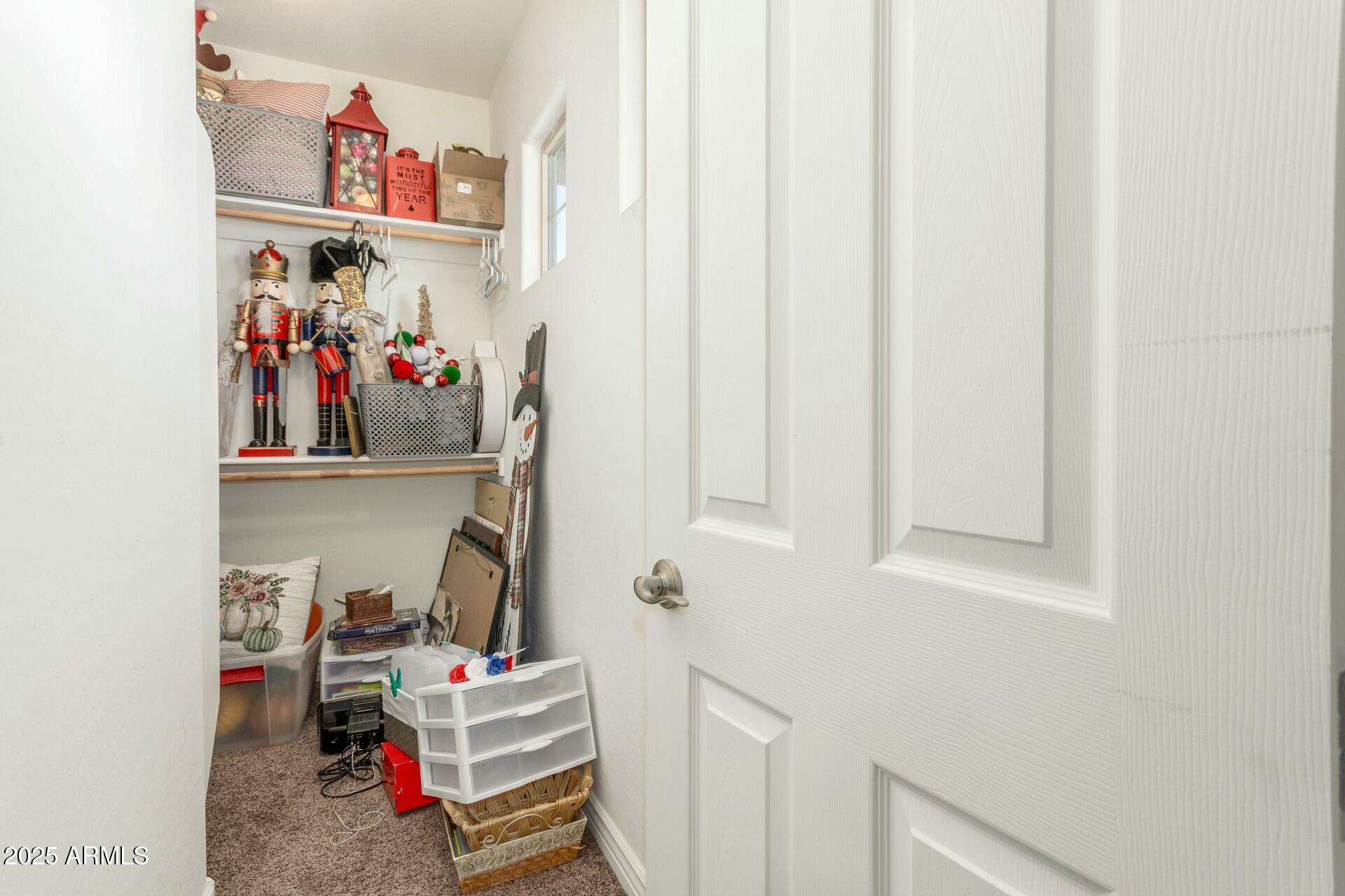 18483 W PARADISE Lane