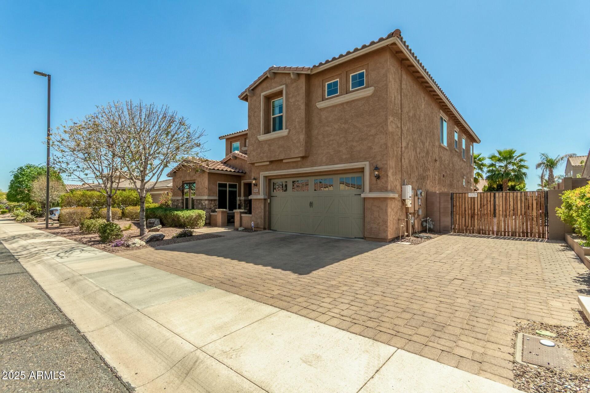 18483 W PARADISE Lane