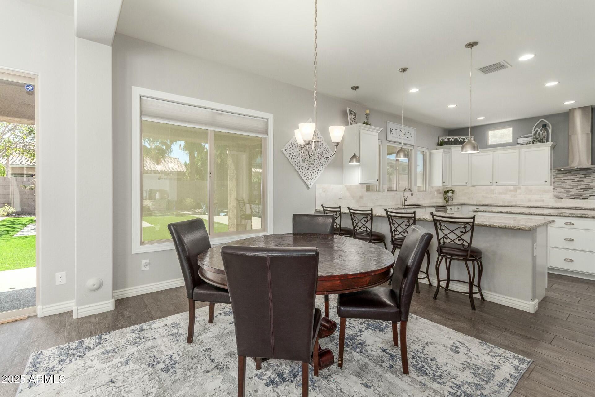 18483 W PARADISE Lane