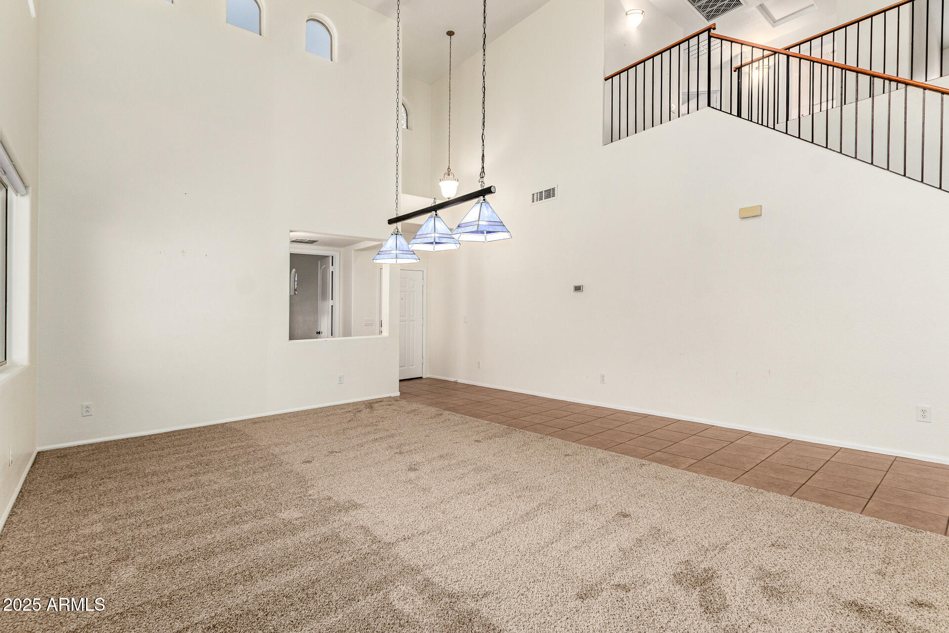 654 E TAYLOR Trail