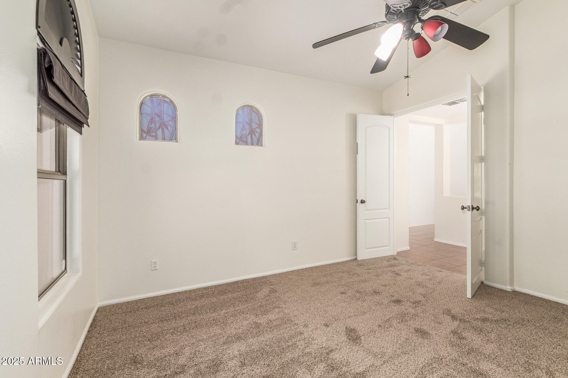654 E TAYLOR Trail
