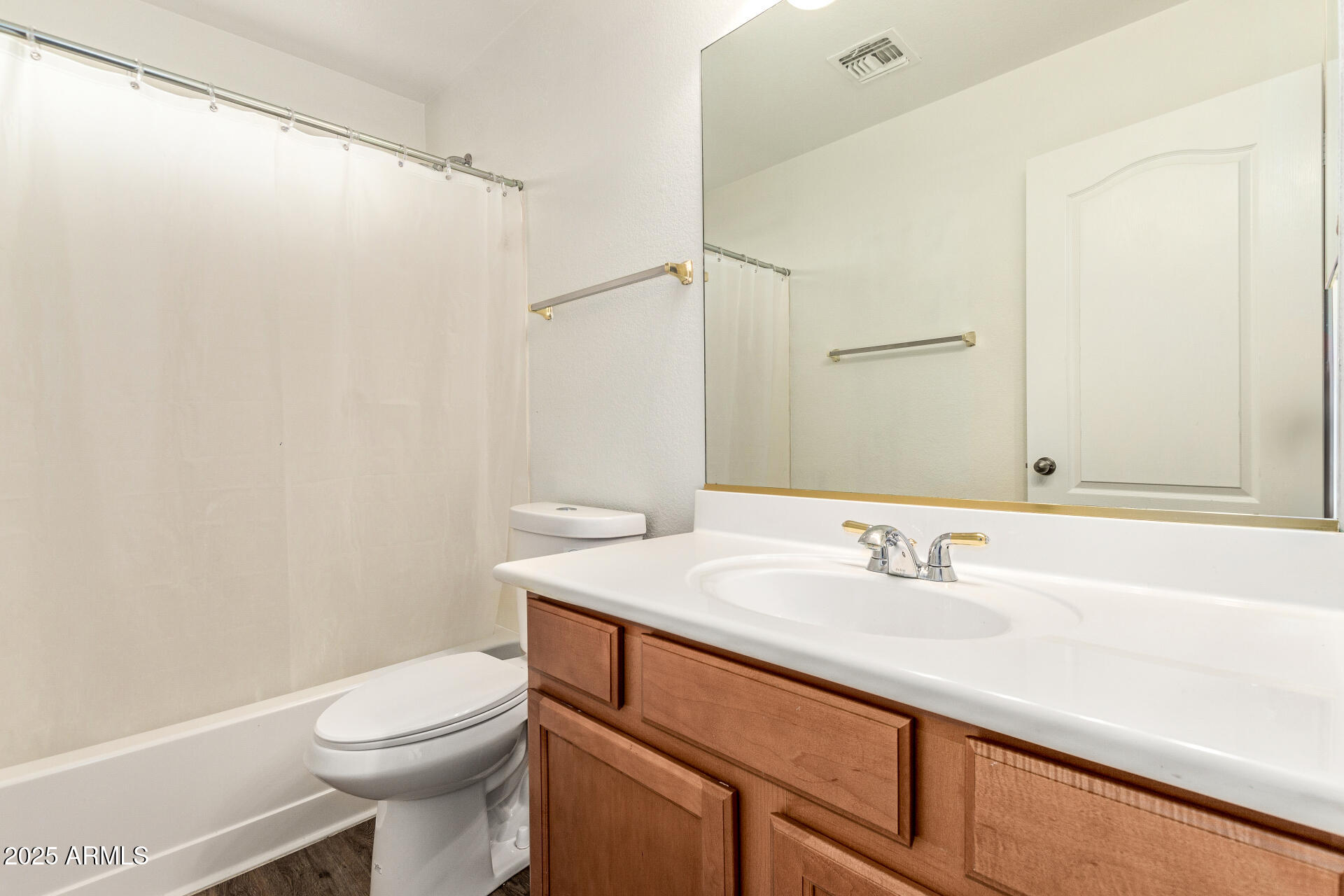 654 E TAYLOR Trail