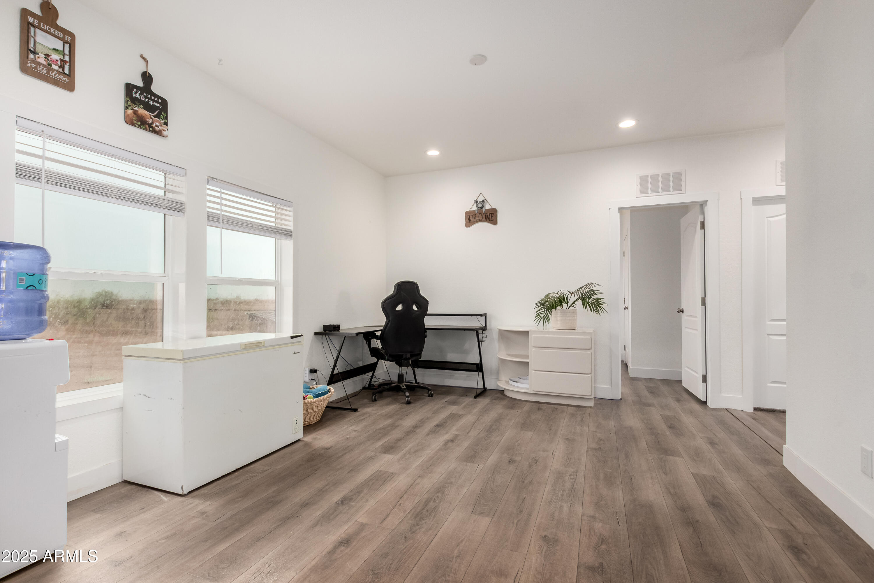 4039 N MOONDANCE Lane