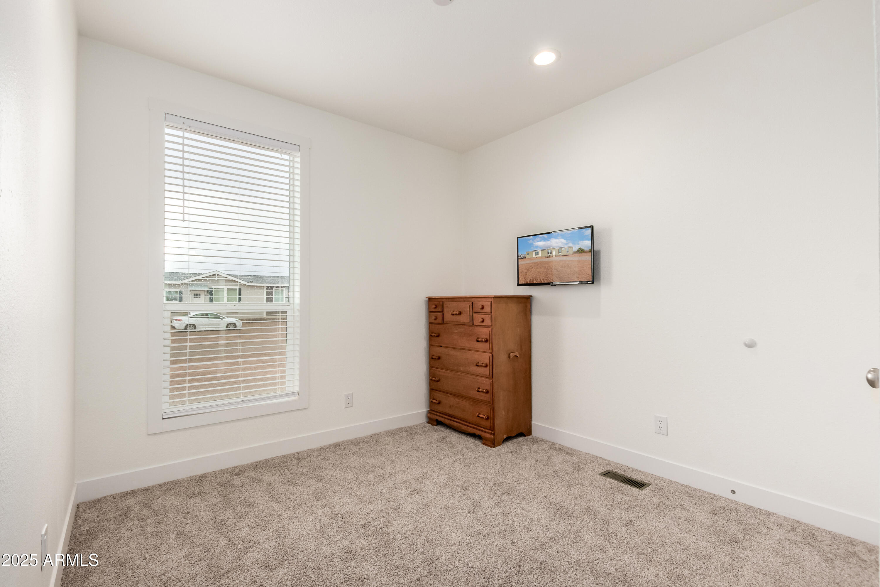4039 N MOONDANCE Lane