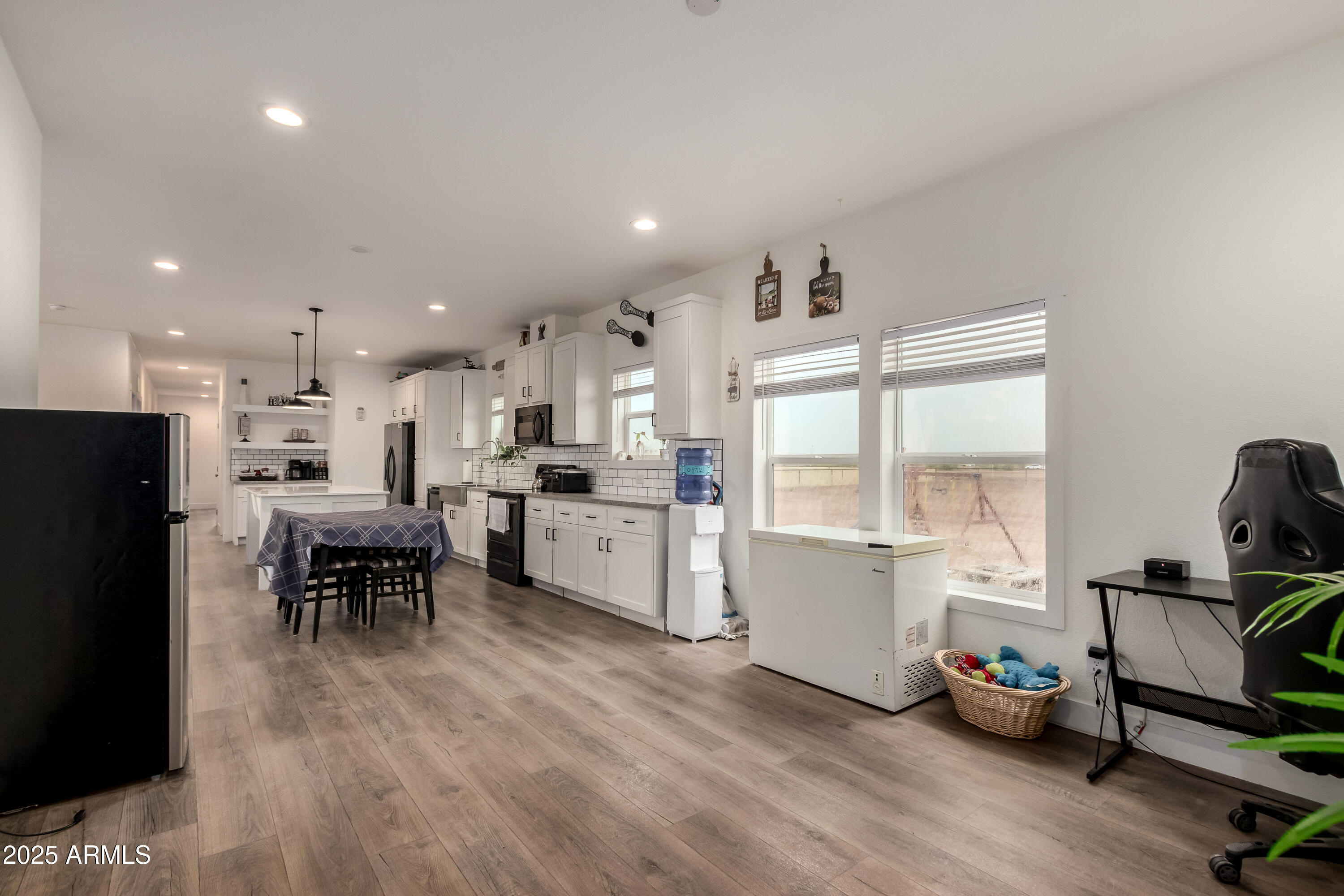 4039 N MOONDANCE Lane