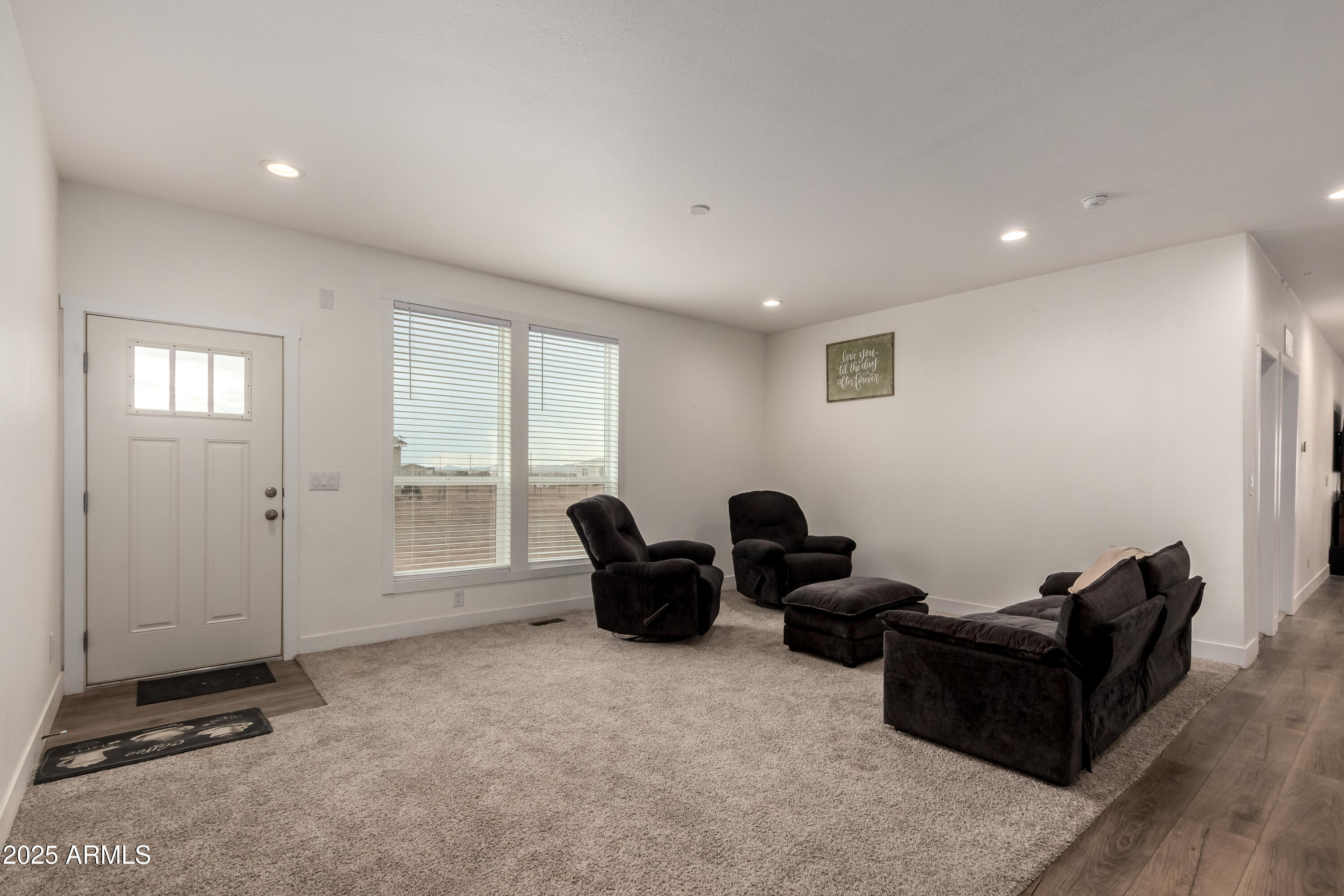 4039 N MOONDANCE Lane