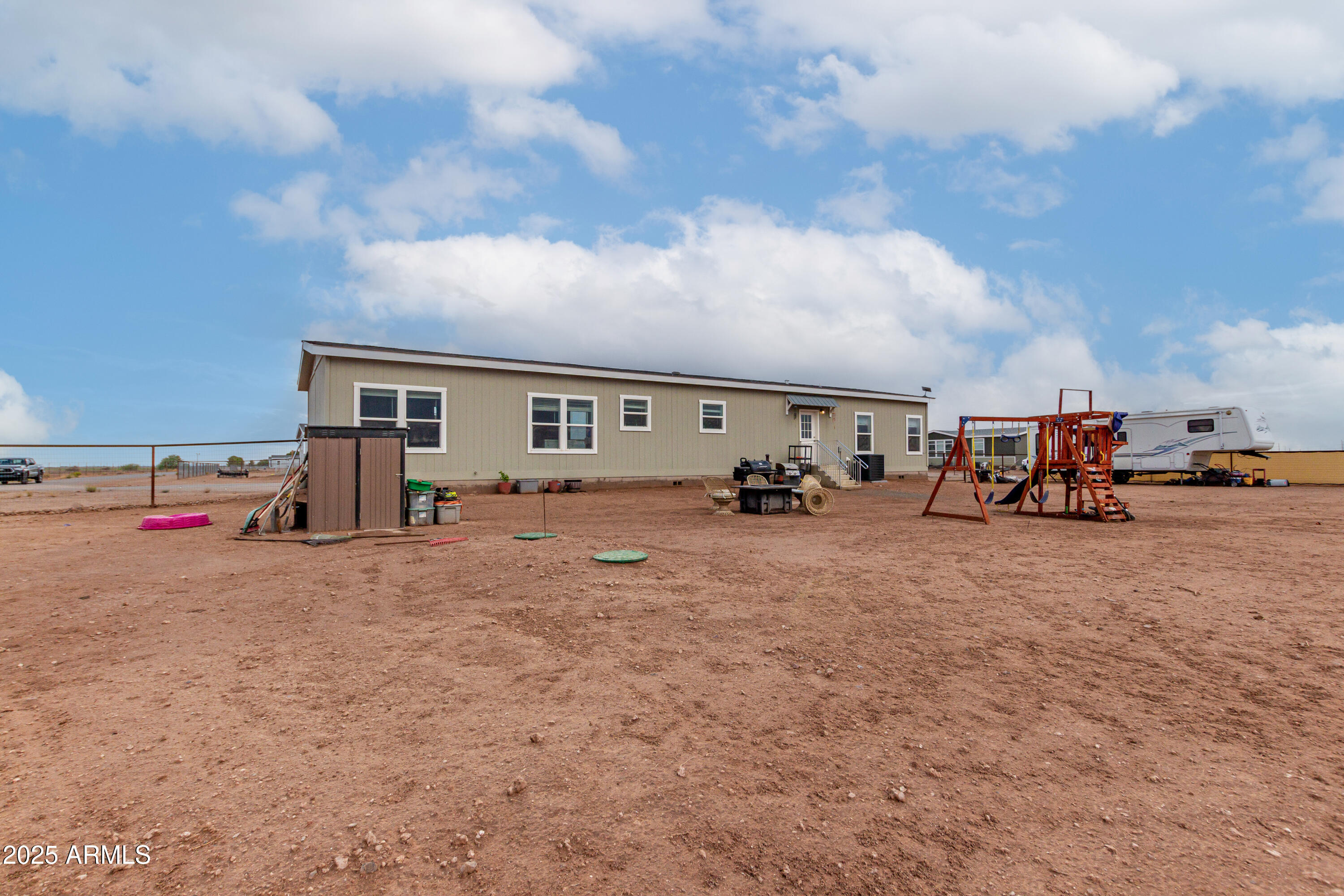 4039 N MOONDANCE Lane