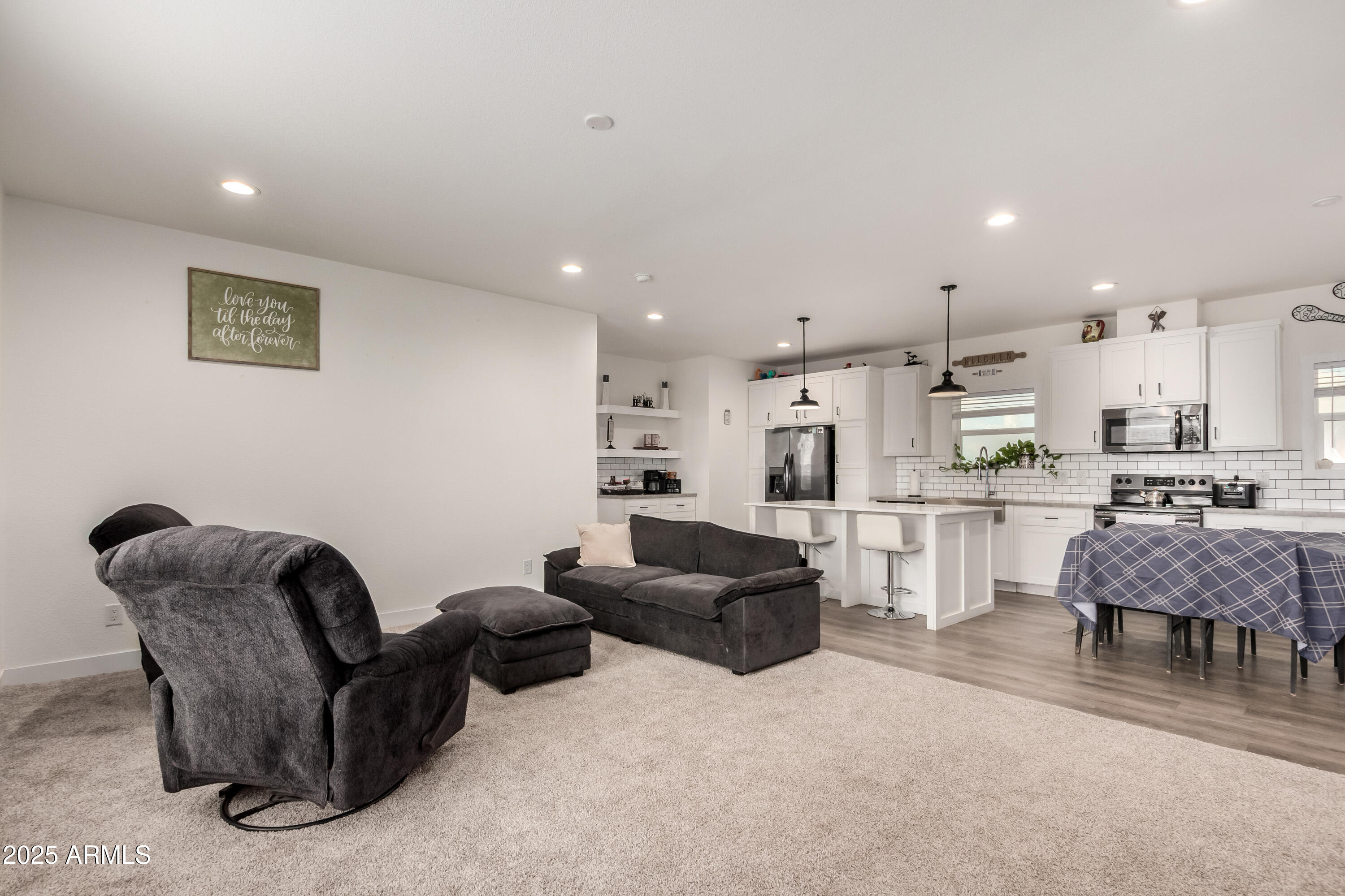 4039 N MOONDANCE Lane