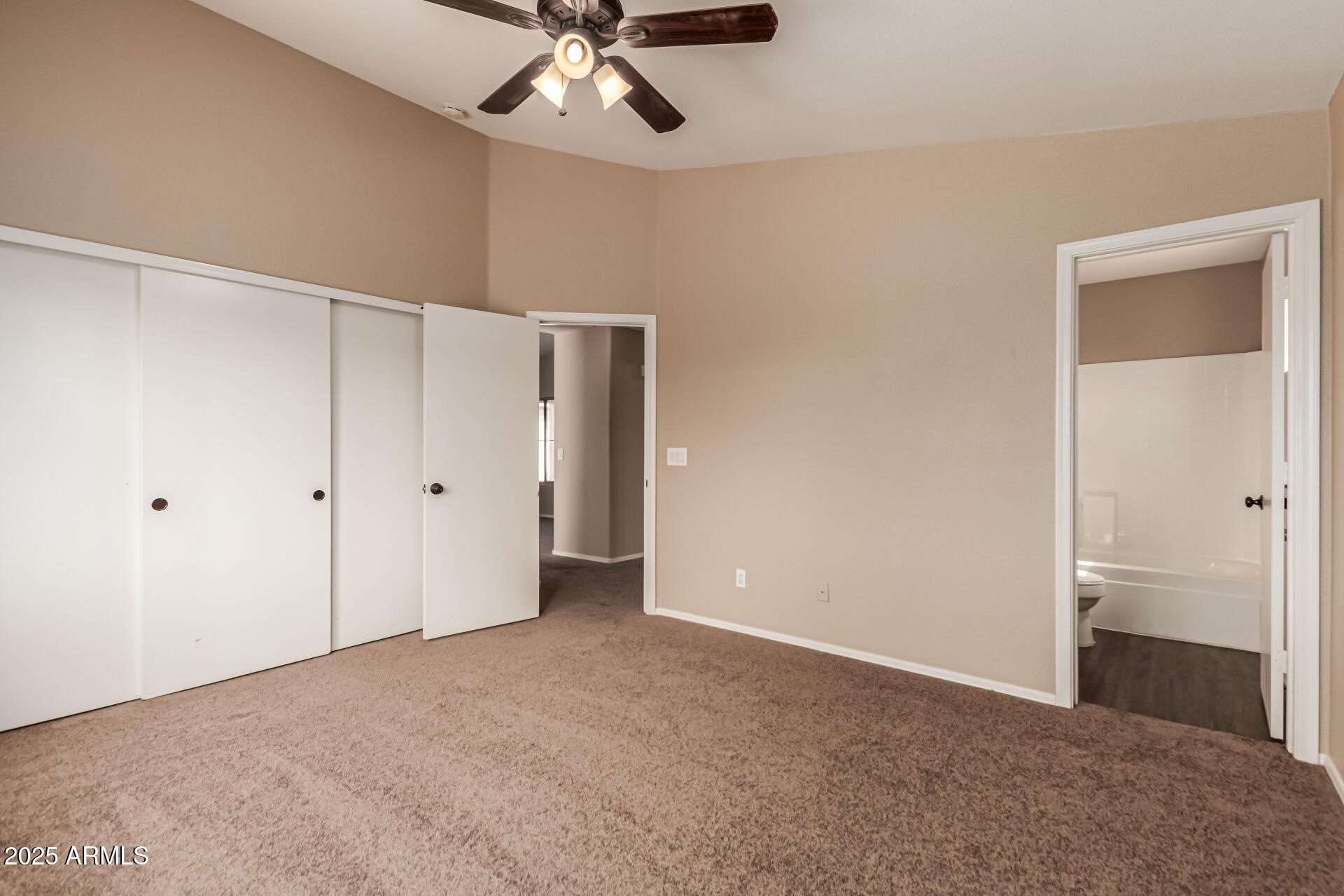 15116 W HONEYSUCKLE Lane