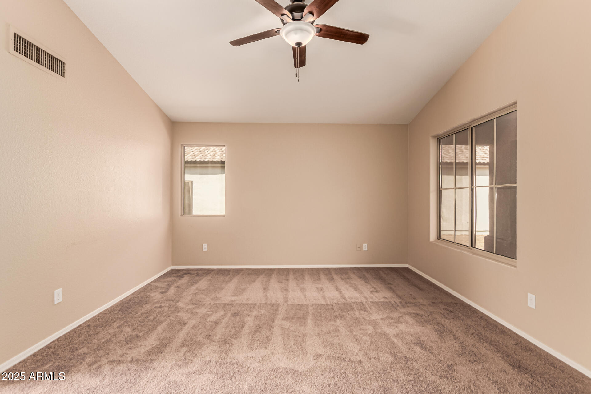 15116 W HONEYSUCKLE Lane